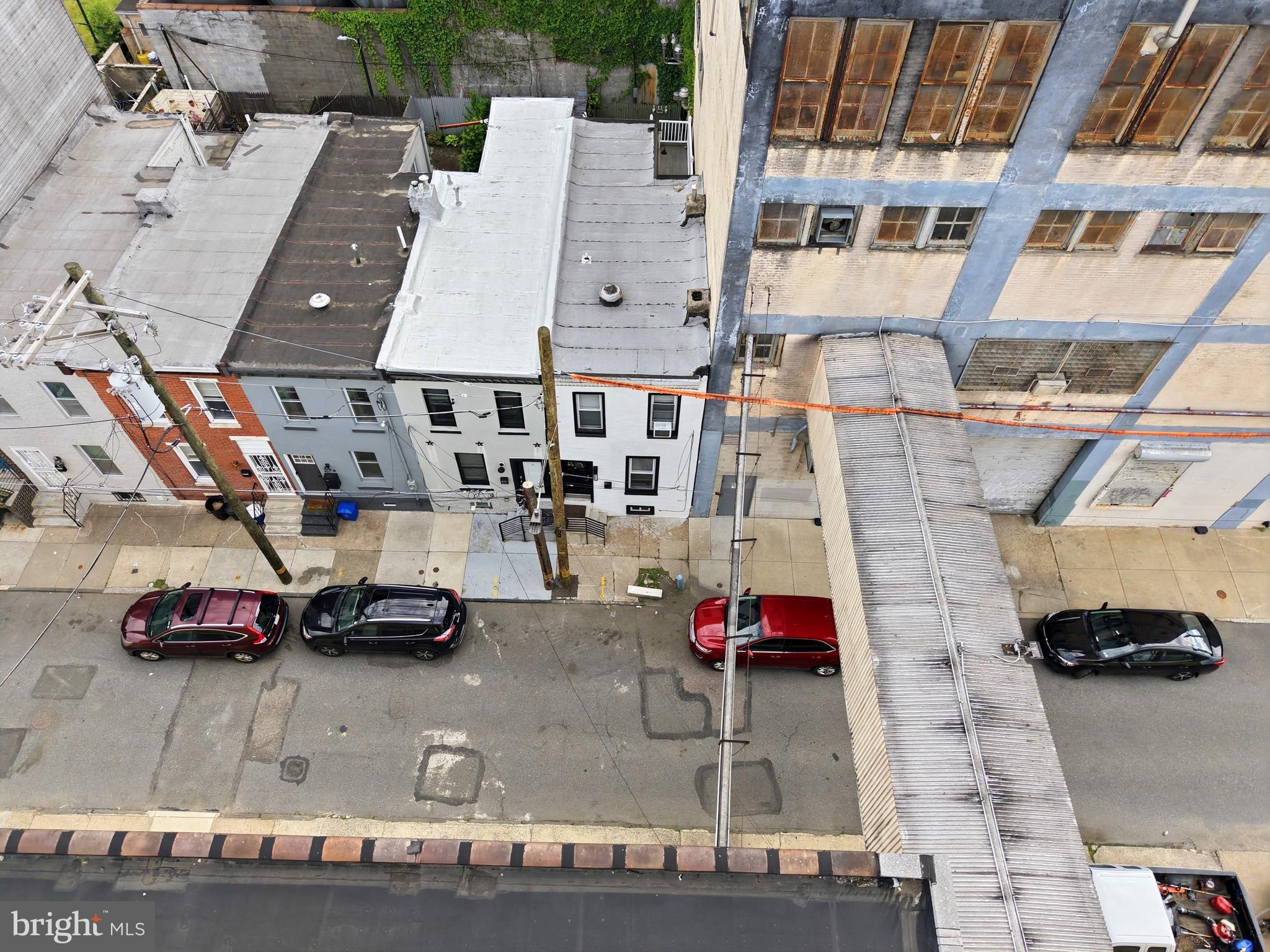 EAST KENSINGTON - Residential