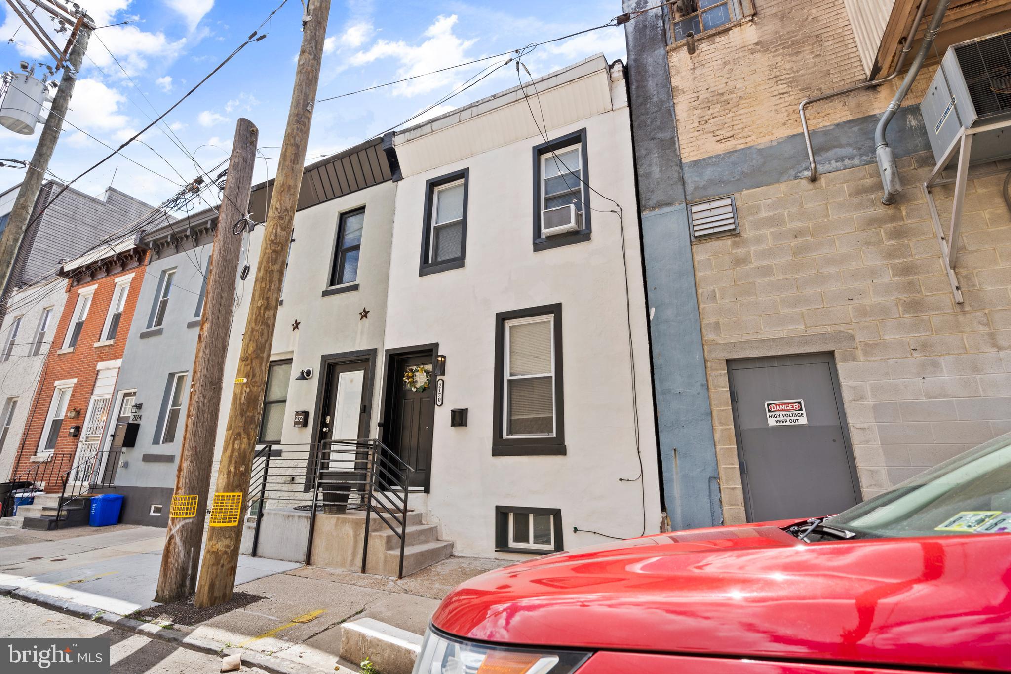 EAST KENSINGTON - Residential