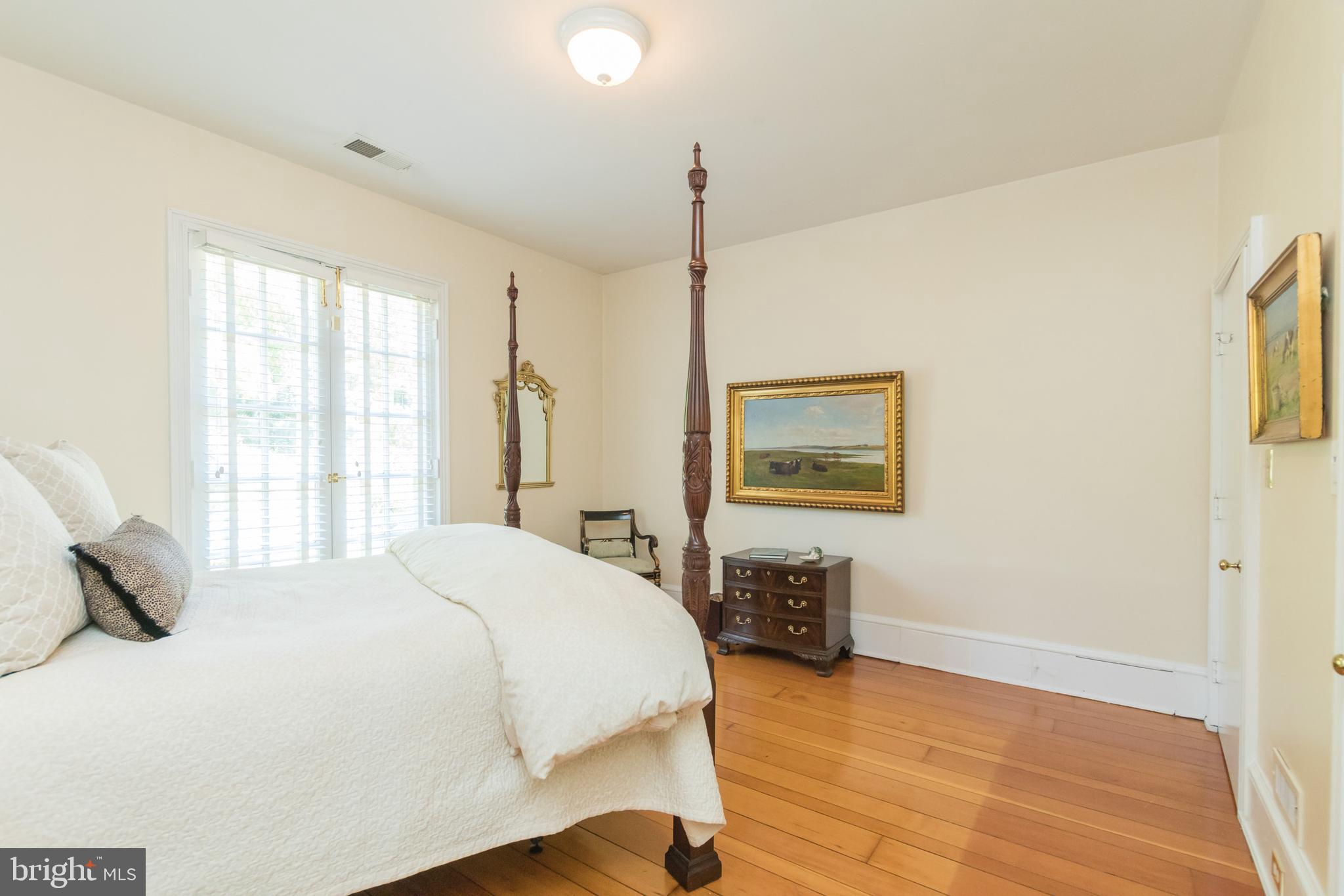 ROLAND PARK - Residential