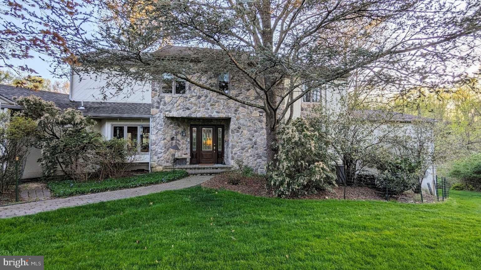 MEADOWCROFT - Residential