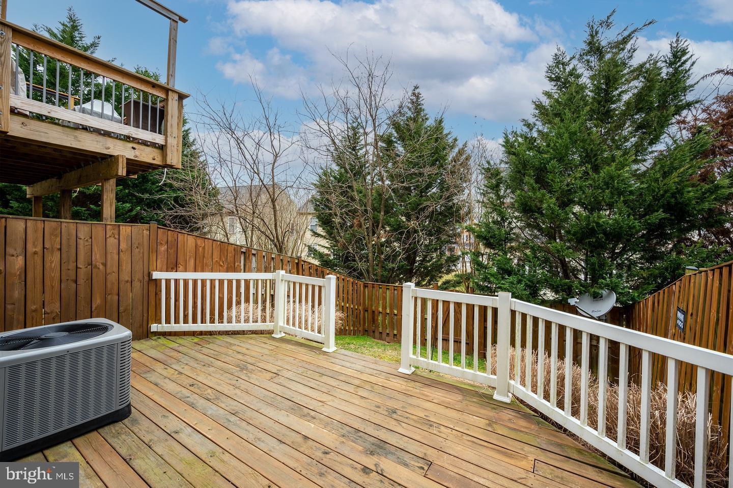 PRESERVE AT SMITH RUN - Residential Lease
