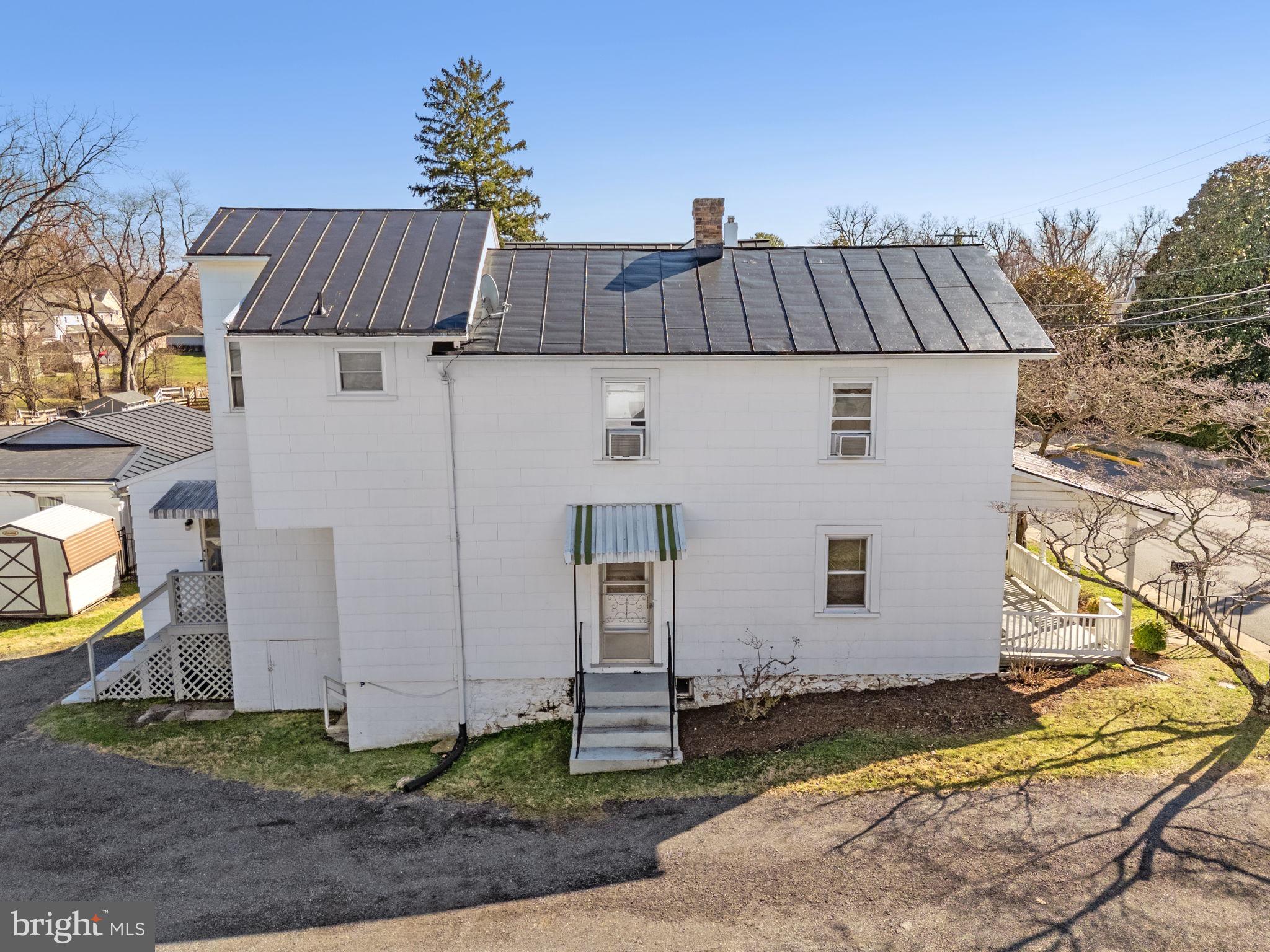 TOWN OF PURCELLVILLE - Residential