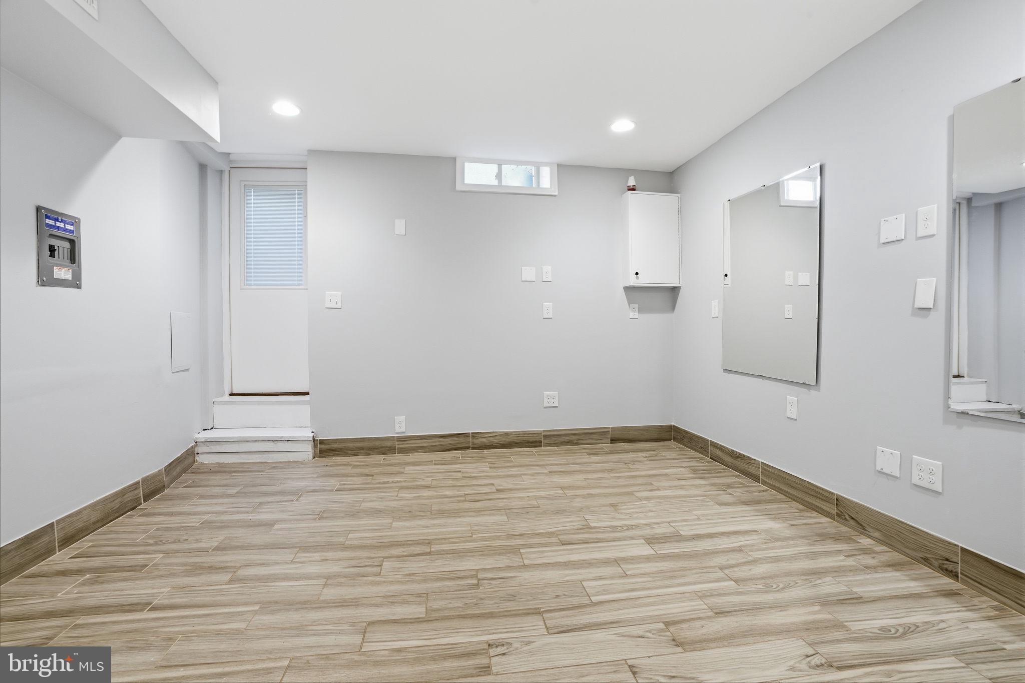 GRADUATE HOSPITAL - Residential
