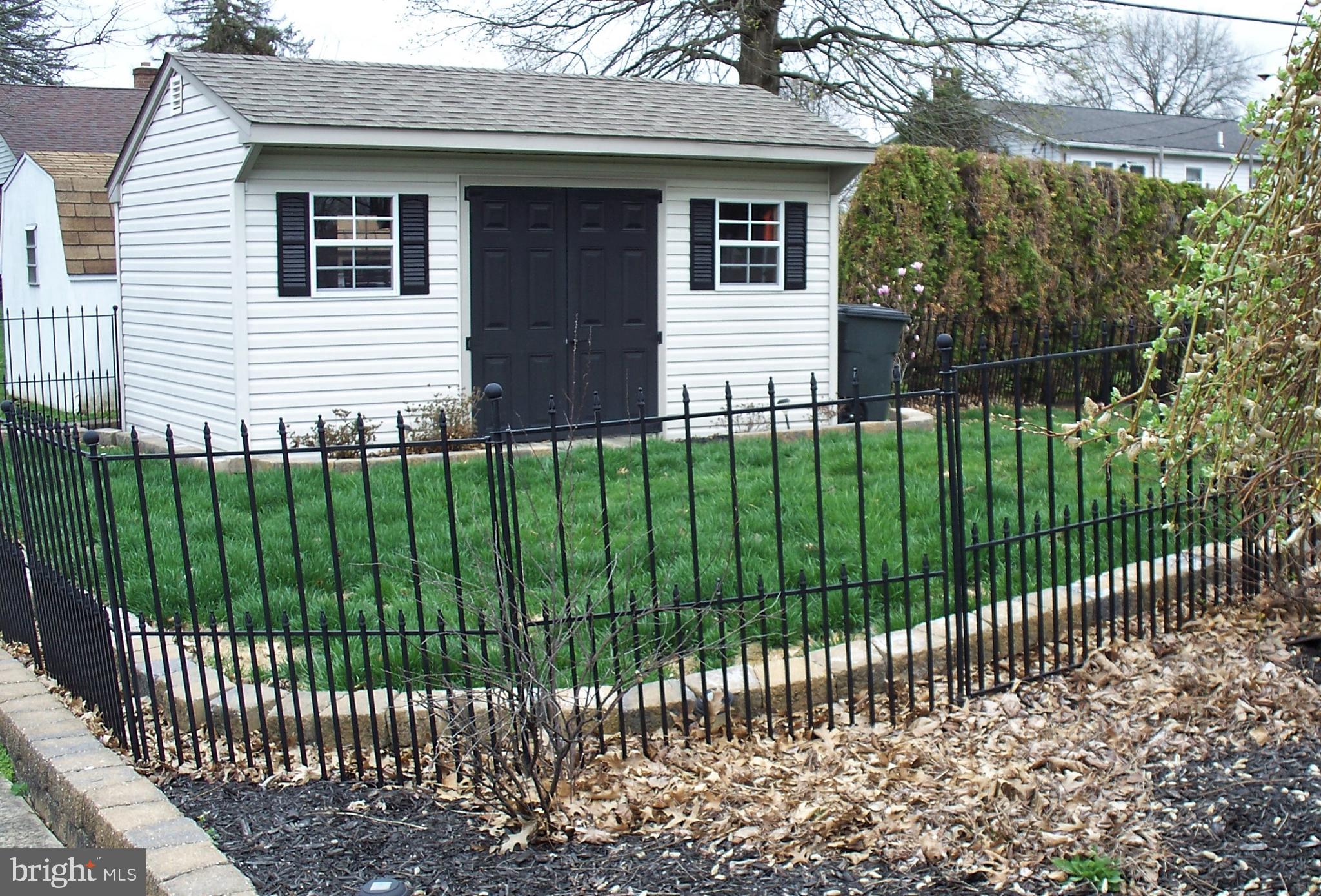 LEESPORT GARDENS - Residential