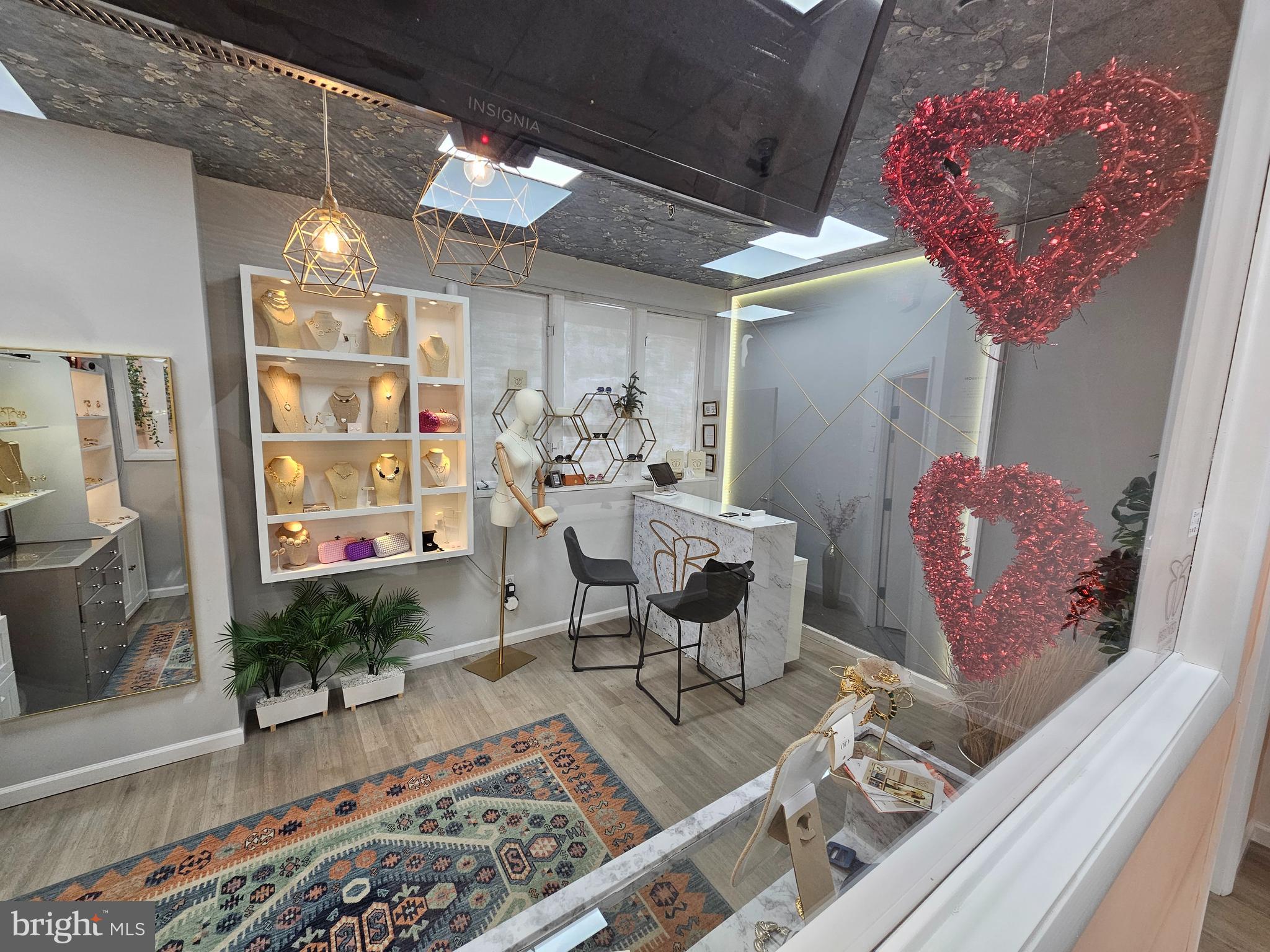 RHAWNHURST - Commercial Sale