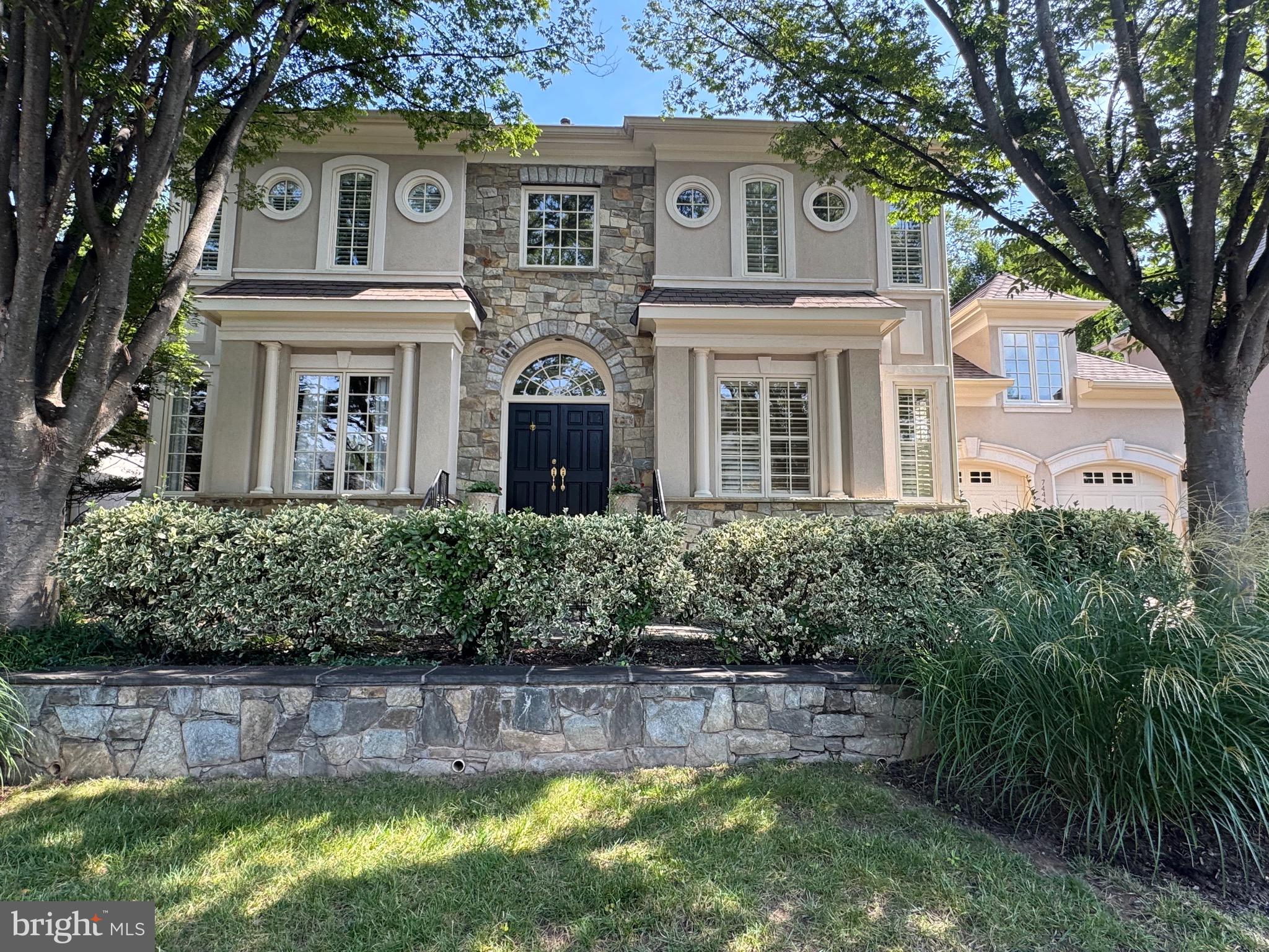 MAPLEWOOD - Residential