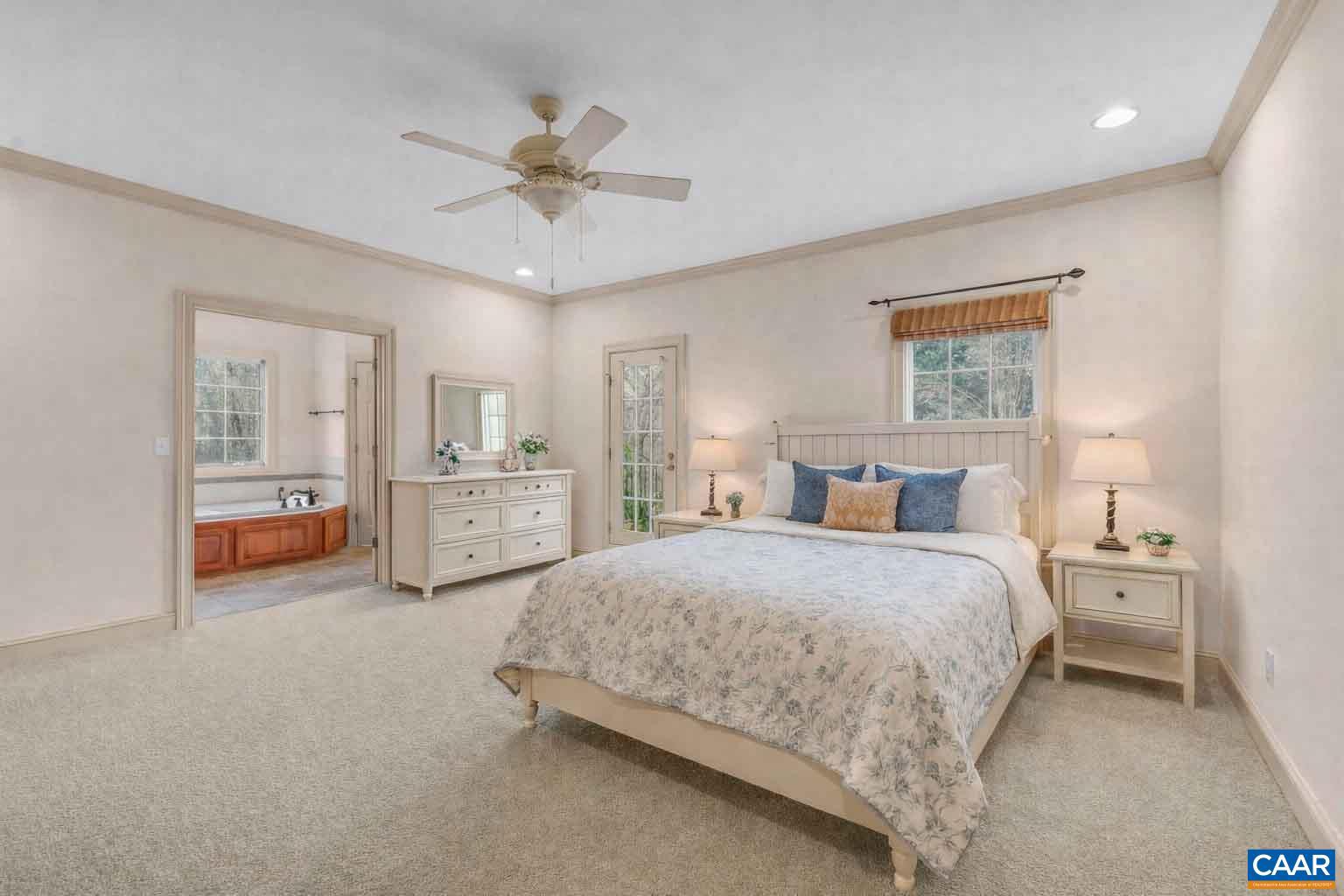 WALNUT HILLS - Residential