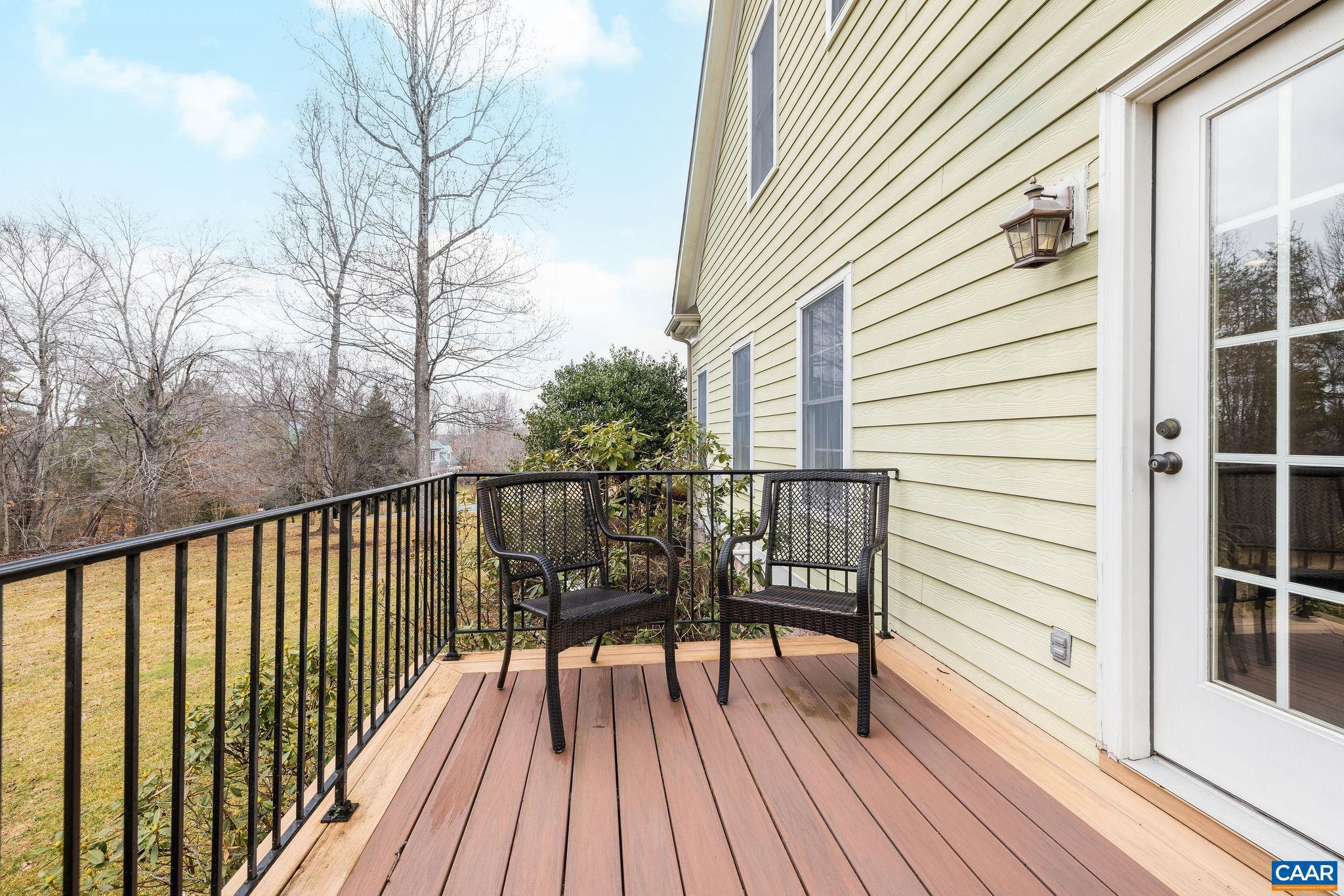 WALNUT HILLS - Residential