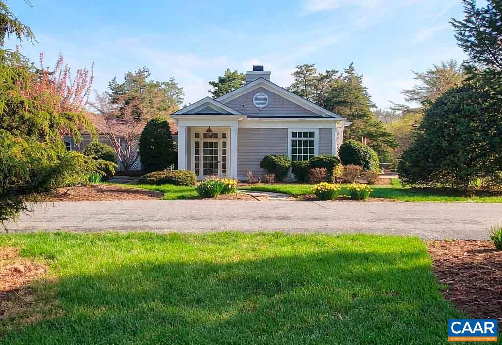 WALNUT HILLS - Residential