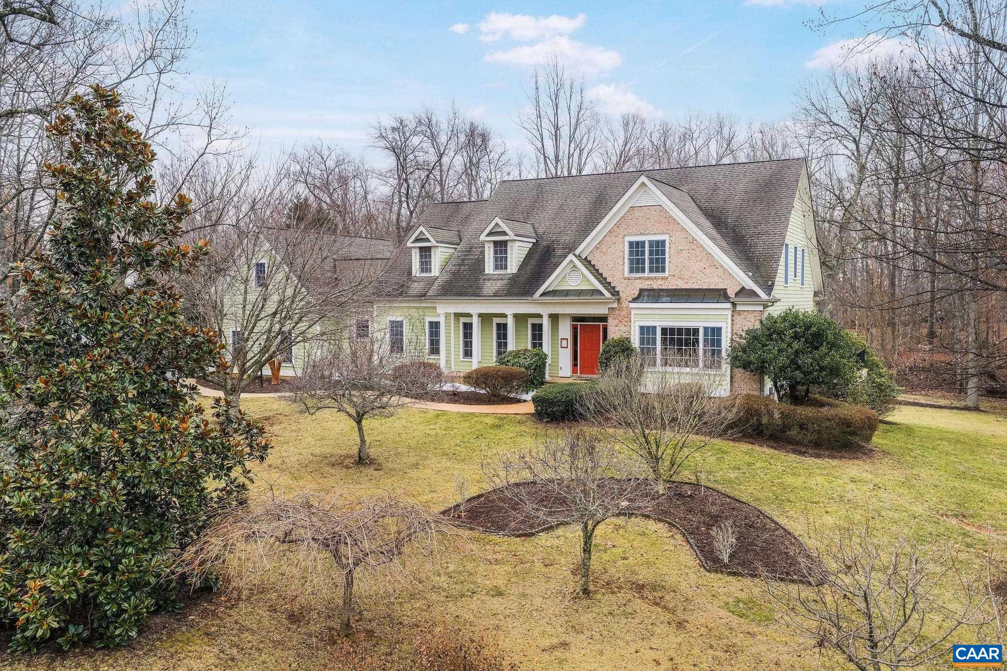 WALNUT HILLS - Residential
