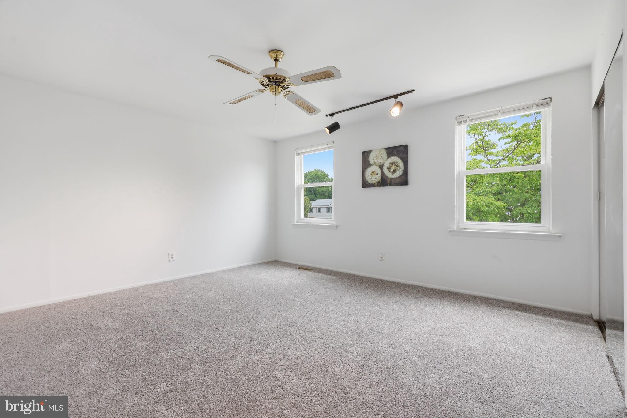 NESHAMINY VALLEY - Residential