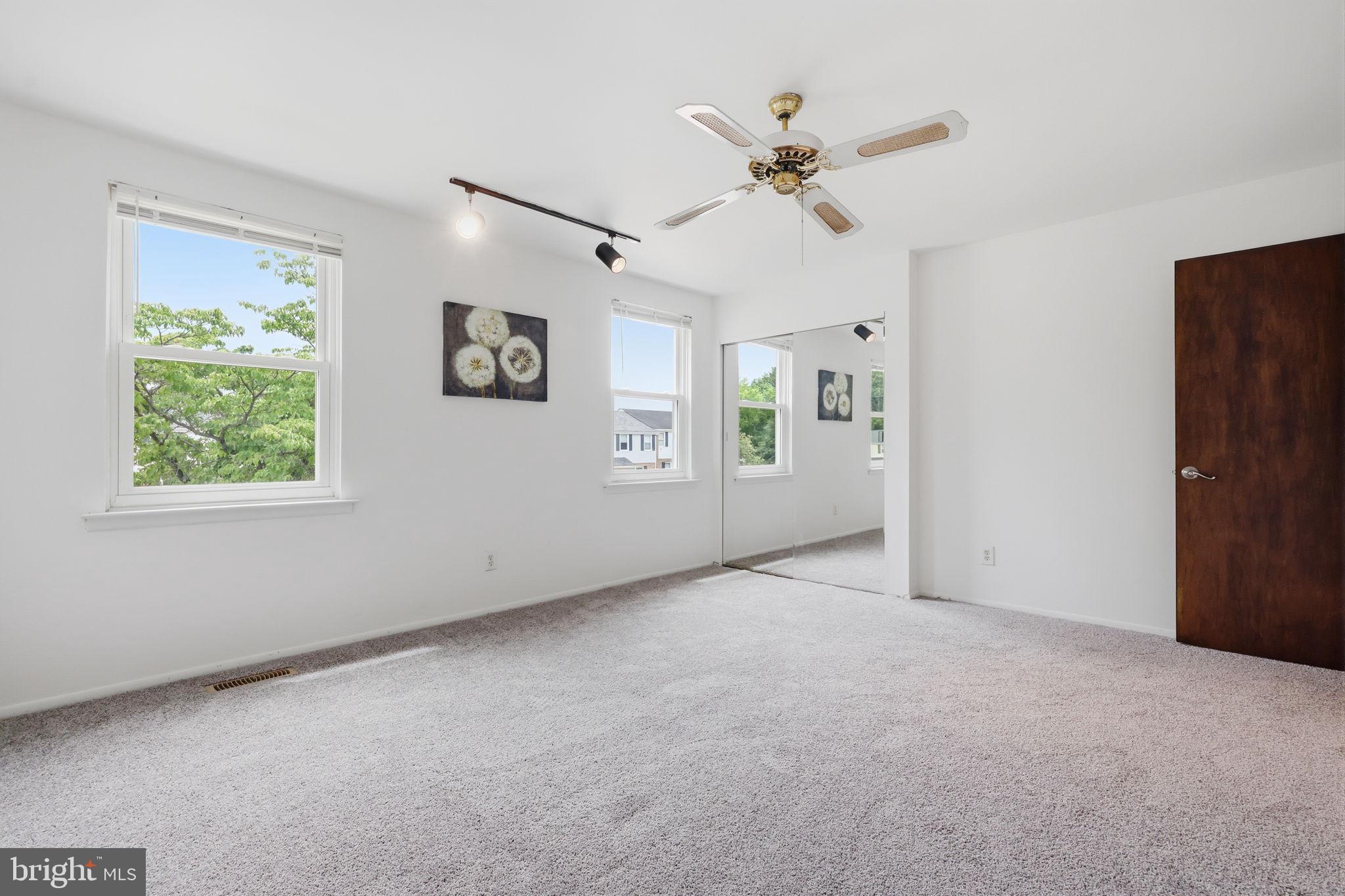 NESHAMINY VALLEY - Residential