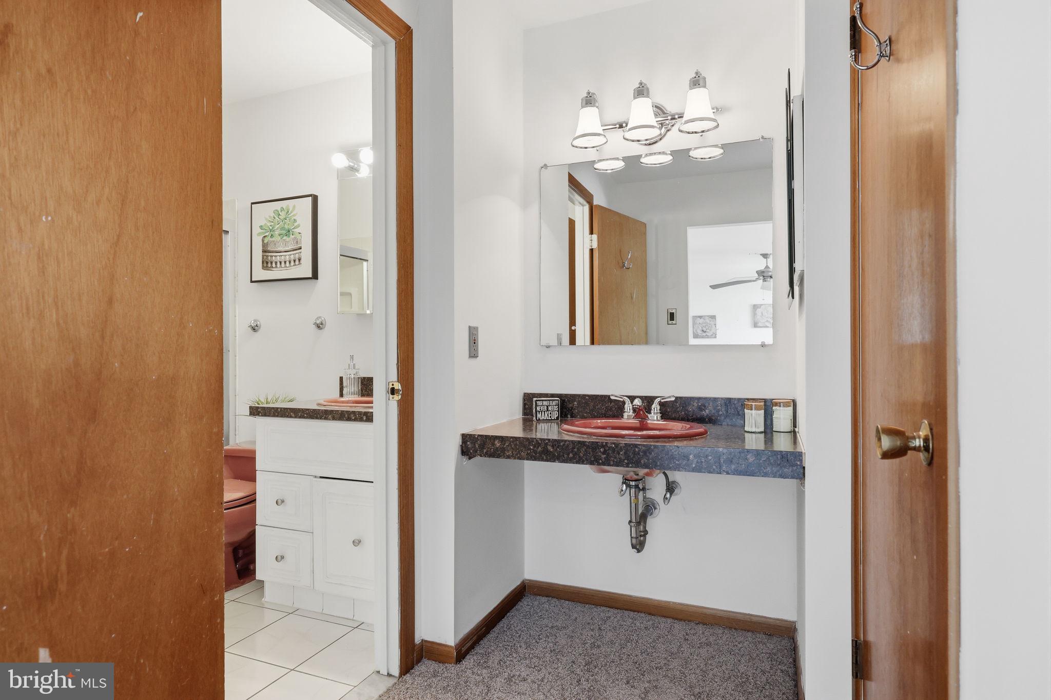 NESHAMINY VALLEY - Residential