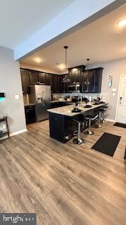 METRO POINTE - Residential