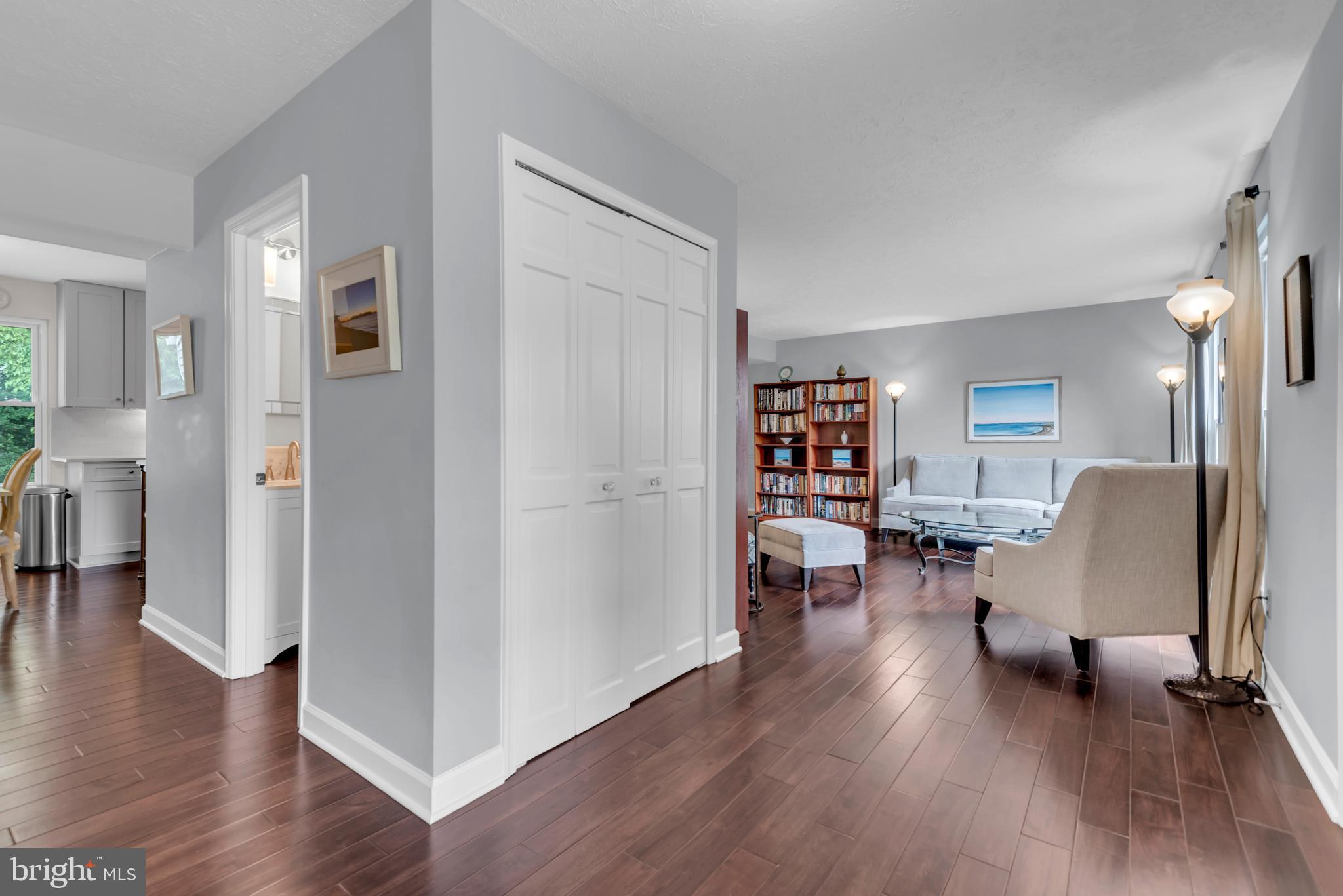 DIVINITY COVE - Residential