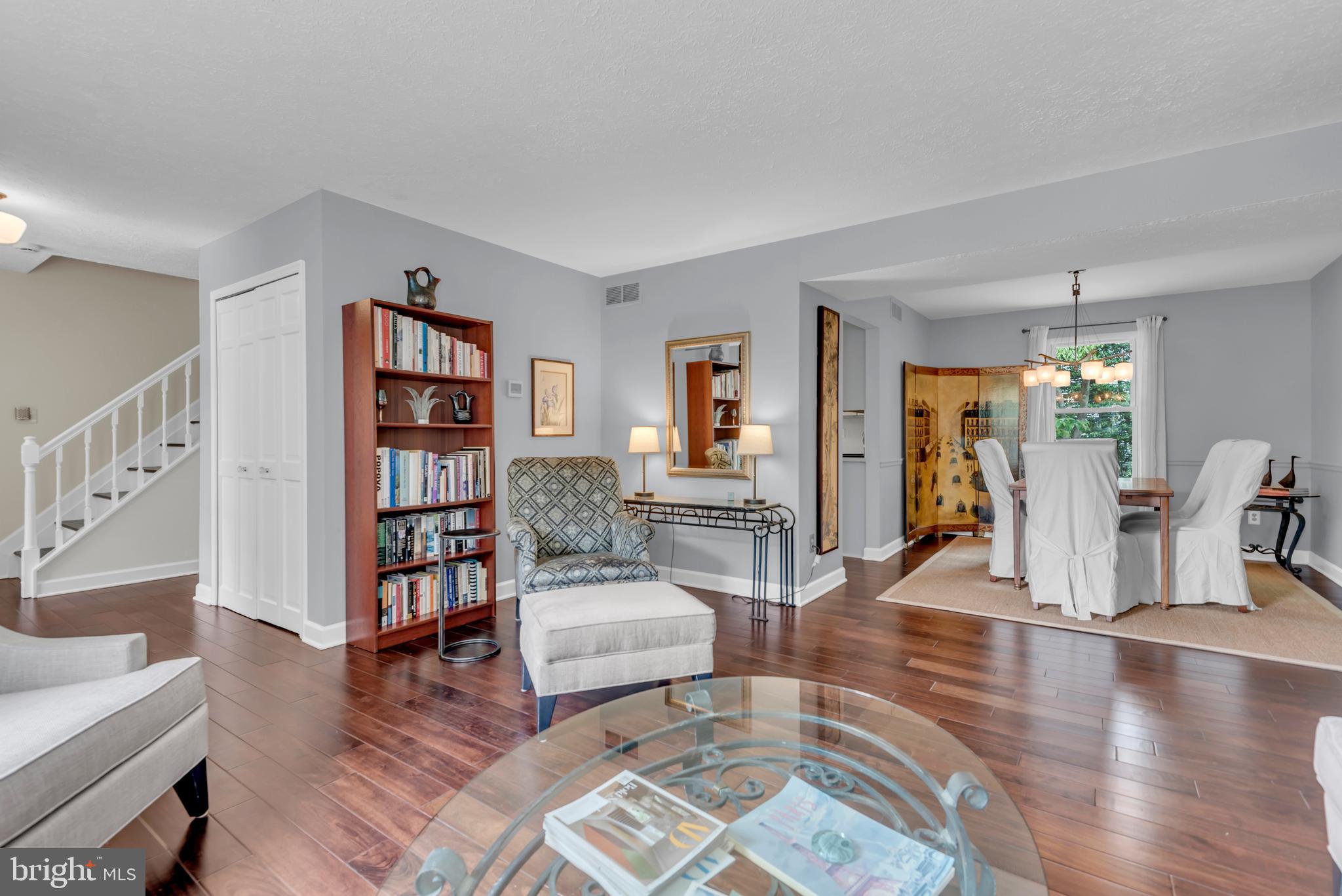 DIVINITY COVE - Residential