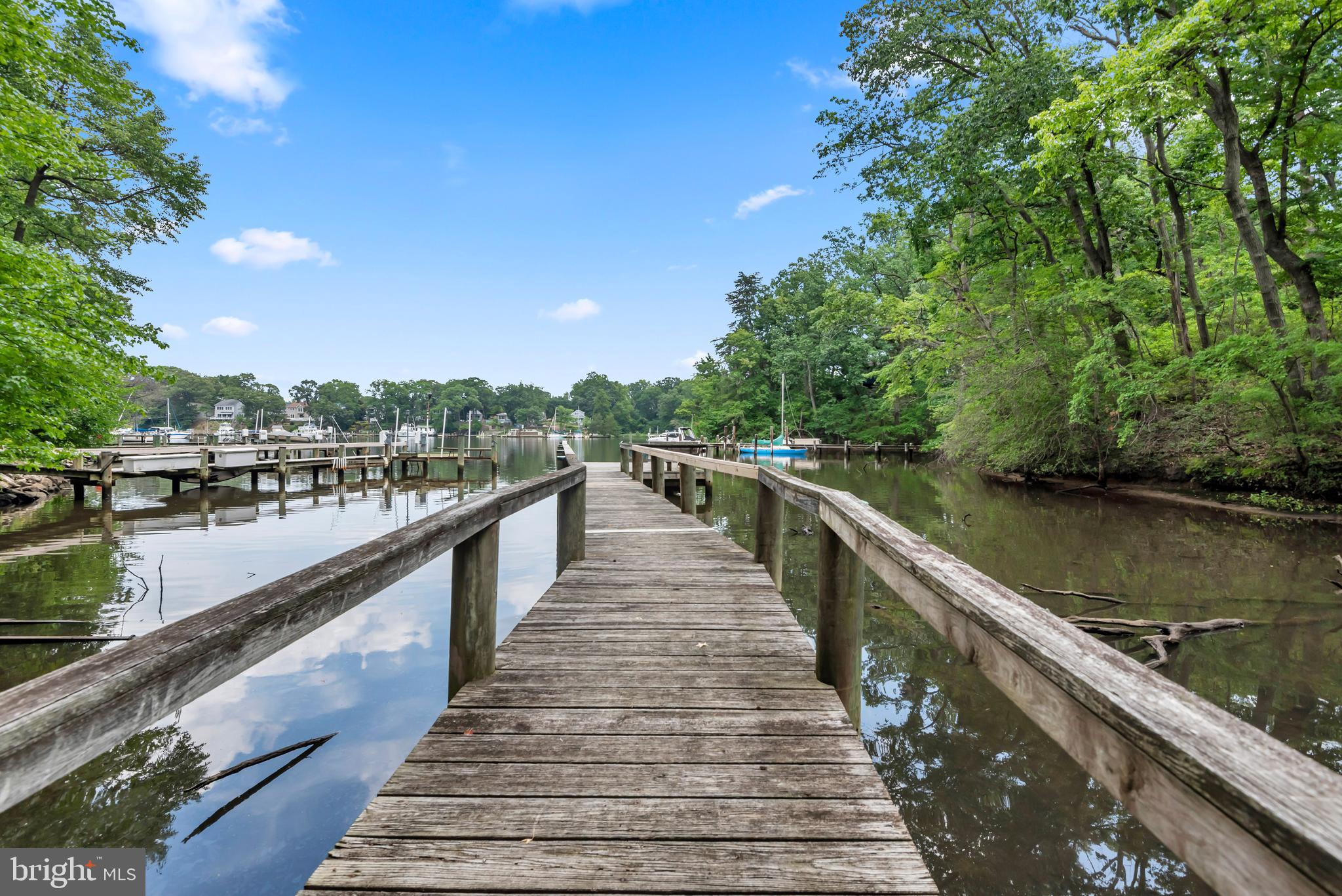 DIVINITY COVE - Residential