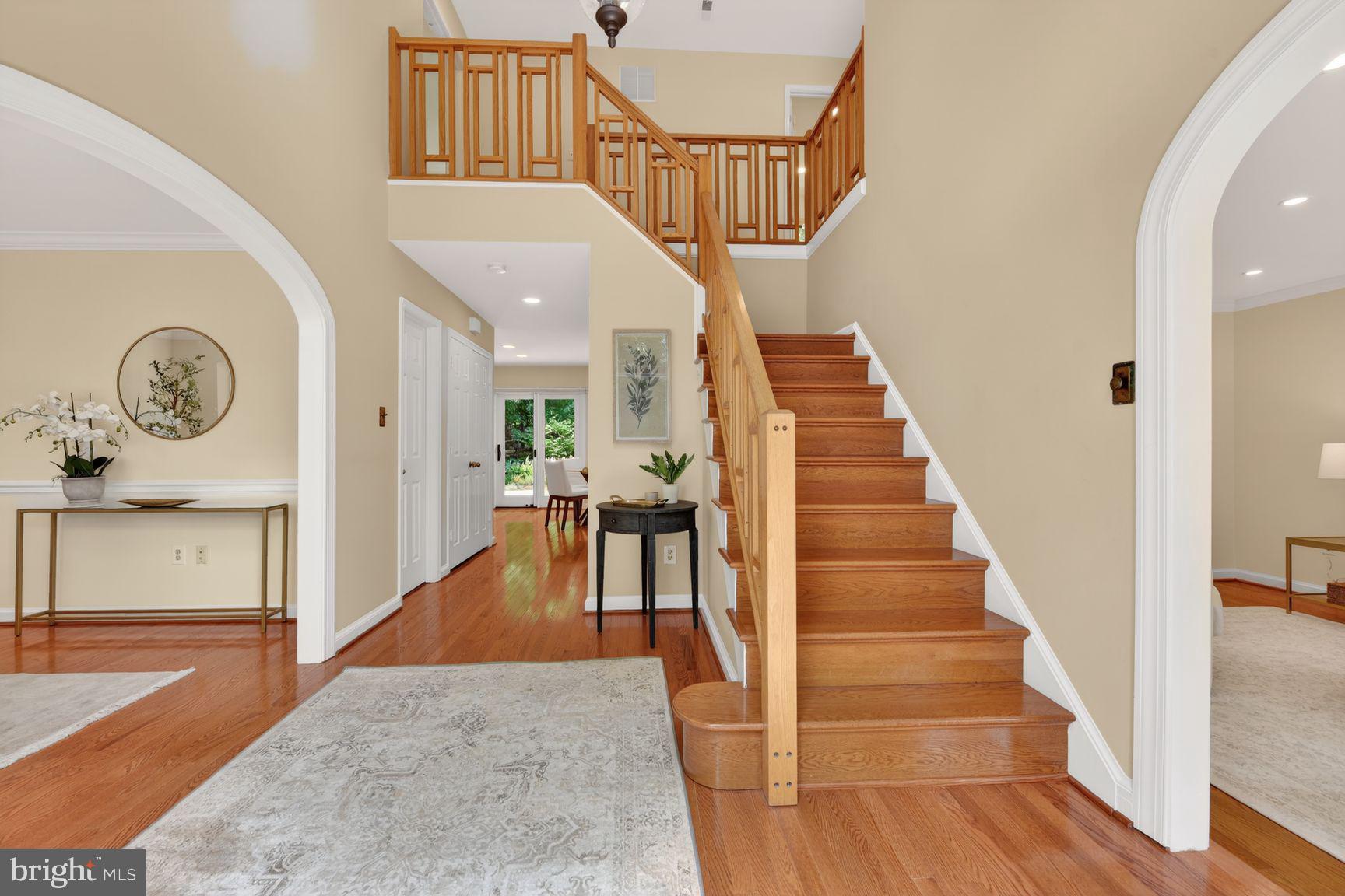 RESTON - Residential