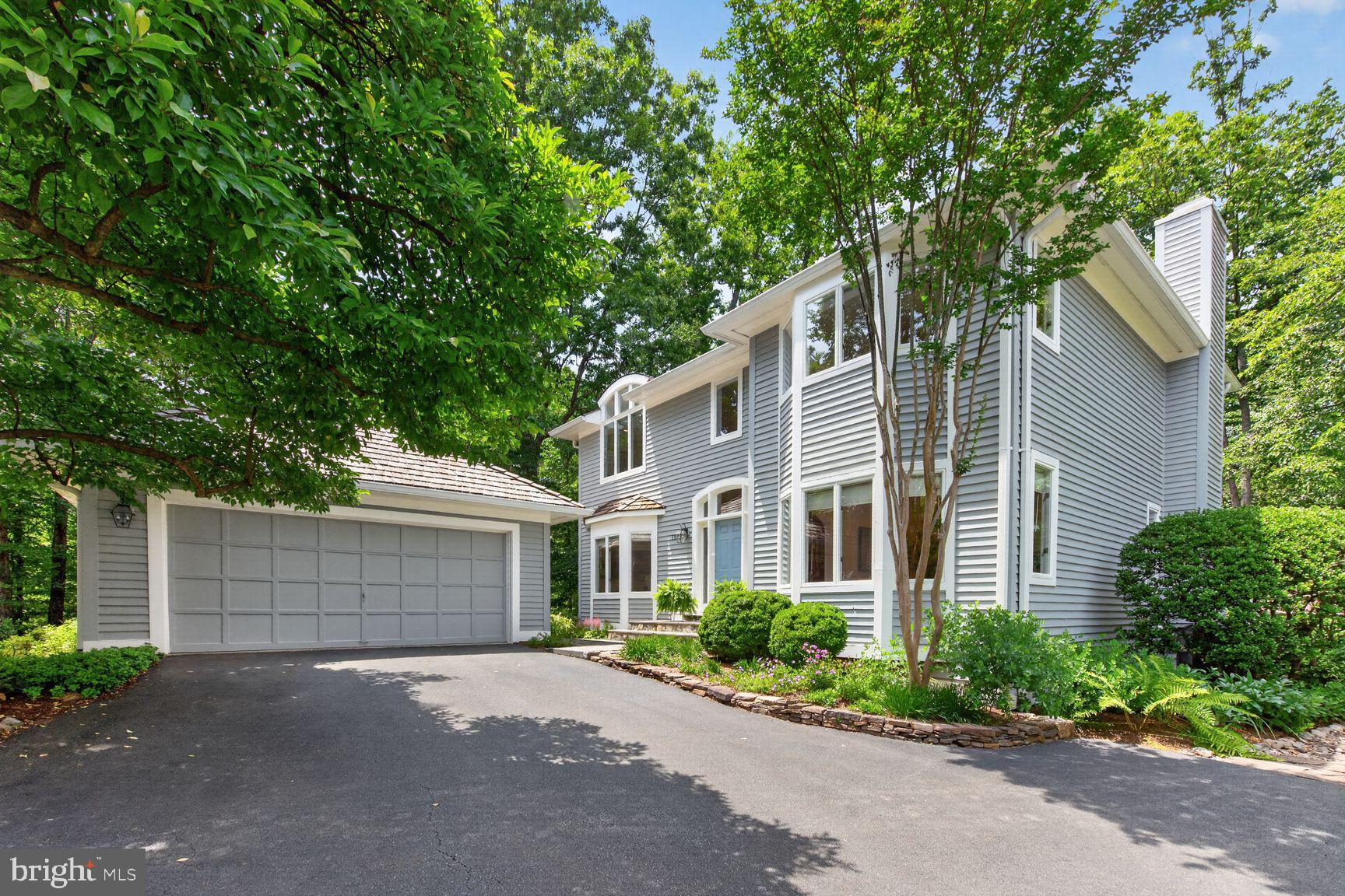 RESTON - Residential