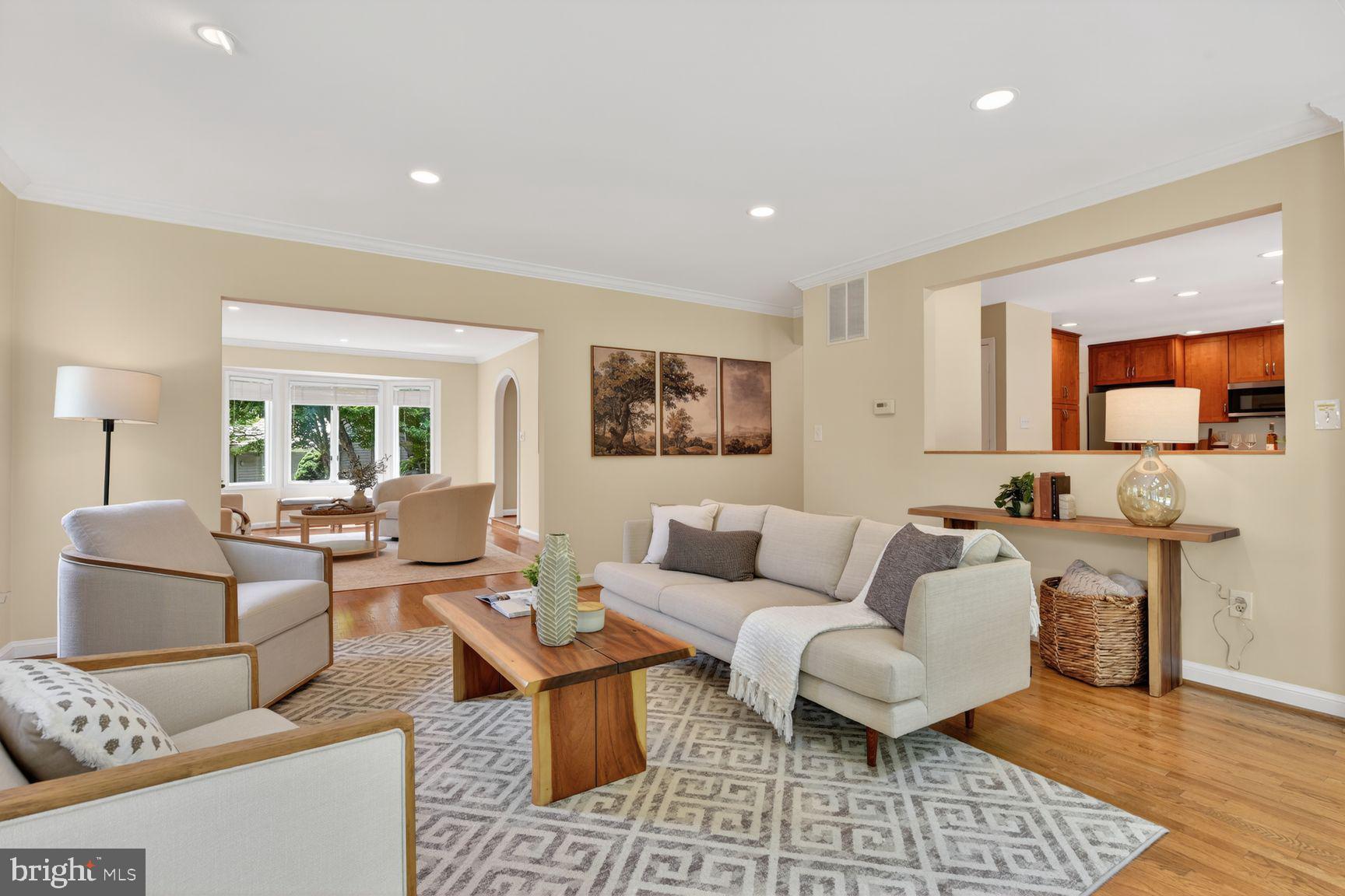RESTON - Residential