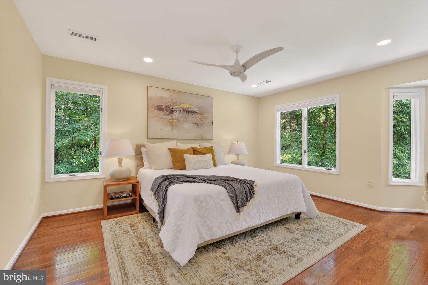 RESTON - Residential