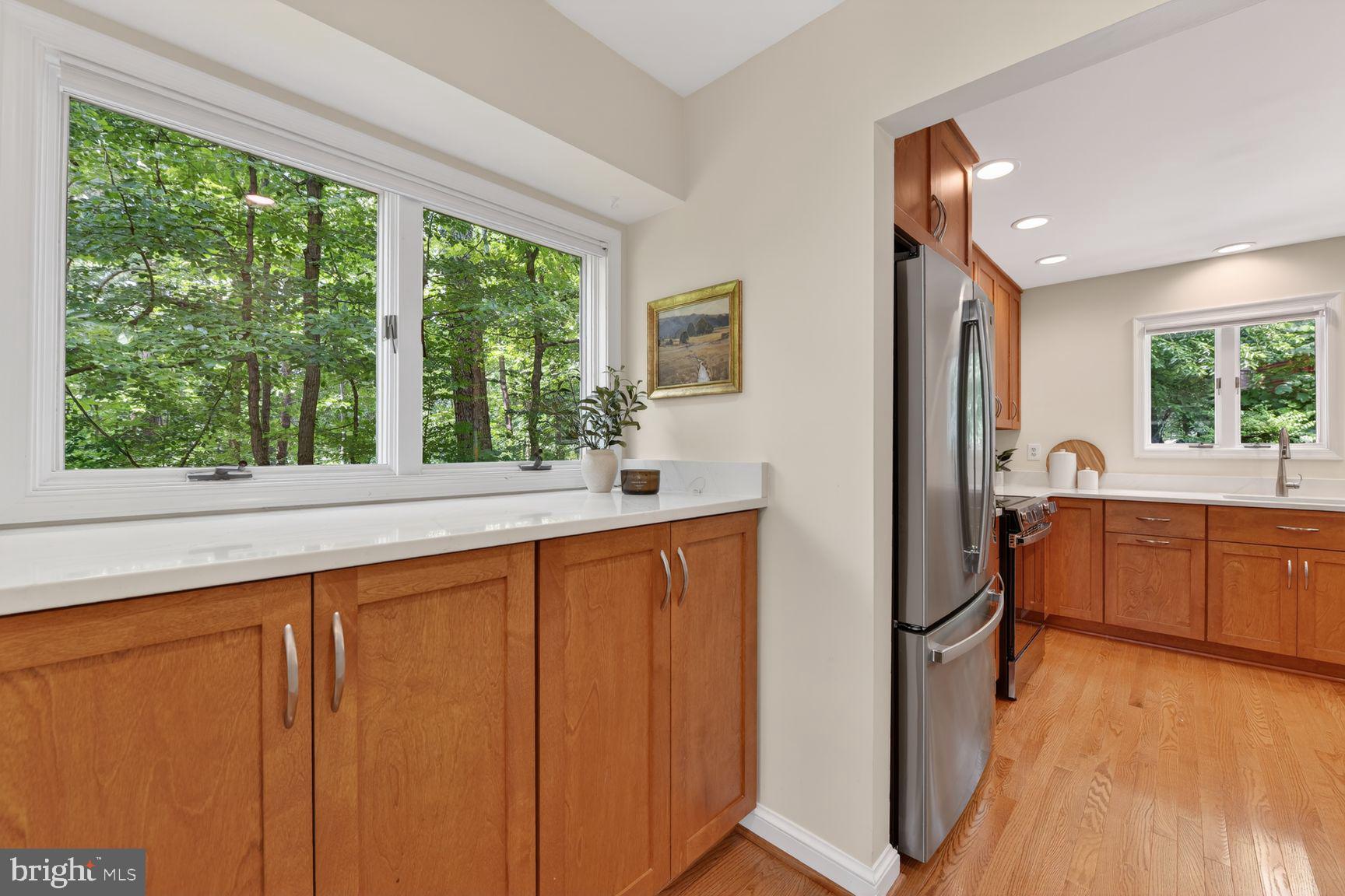 RESTON - Residential