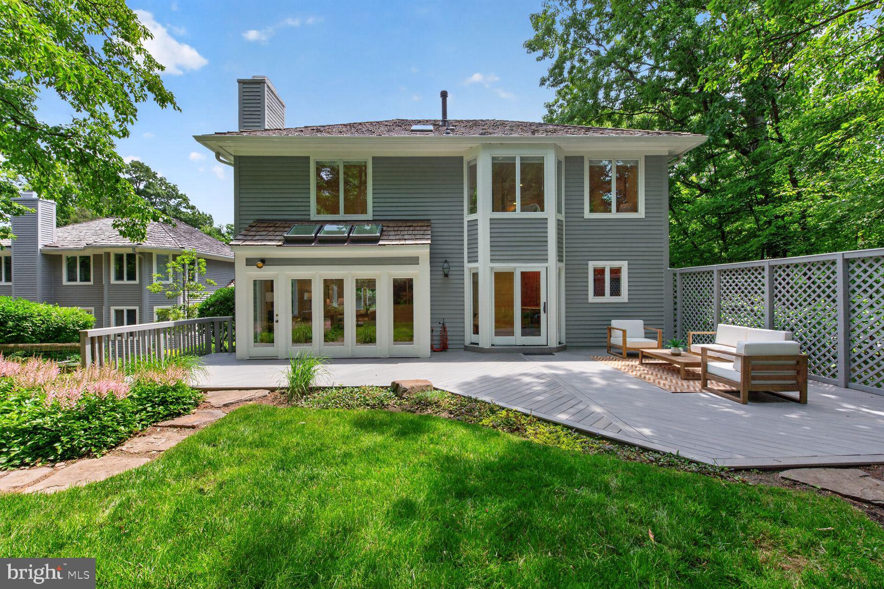 RESTON - Residential