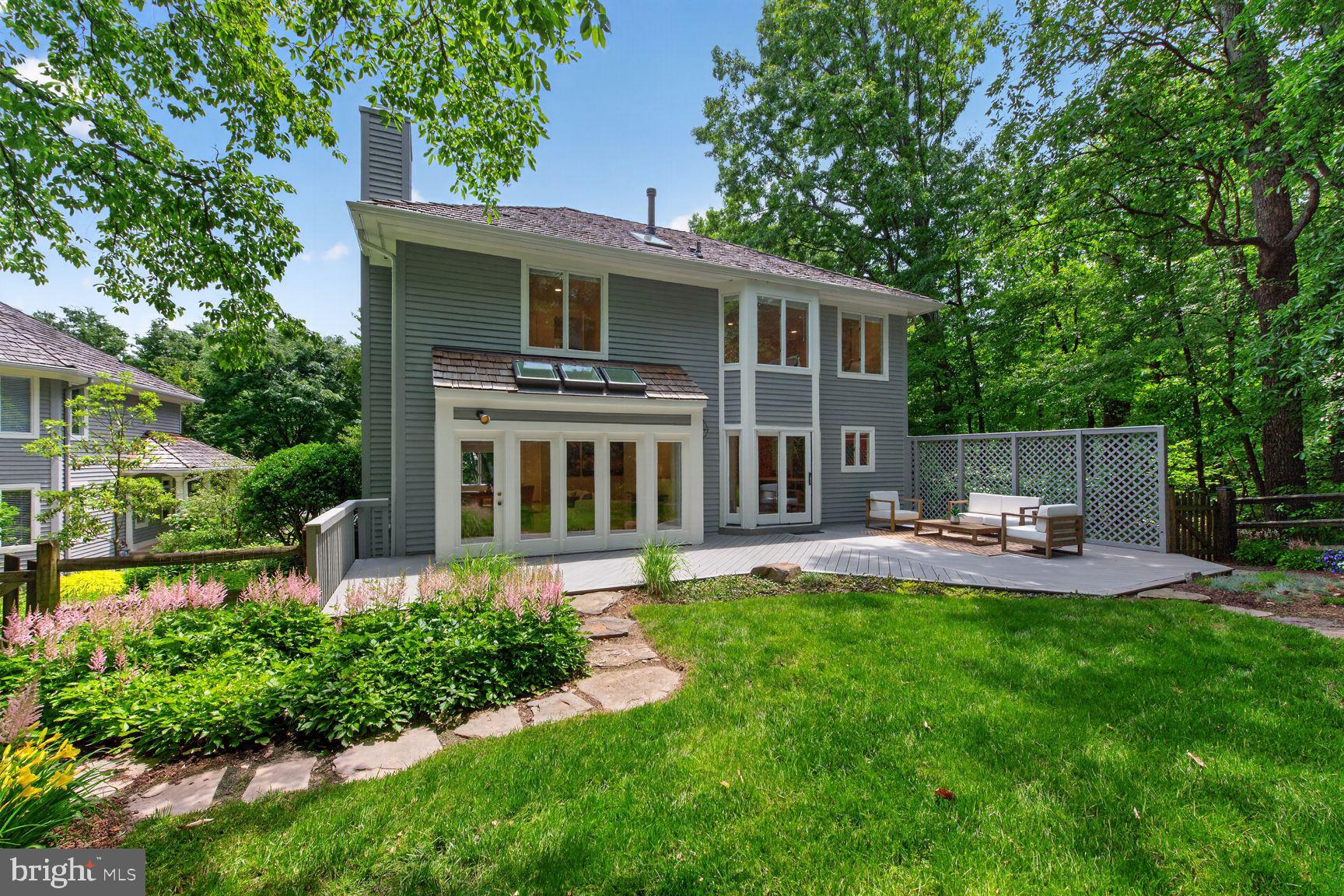 RESTON - Residential