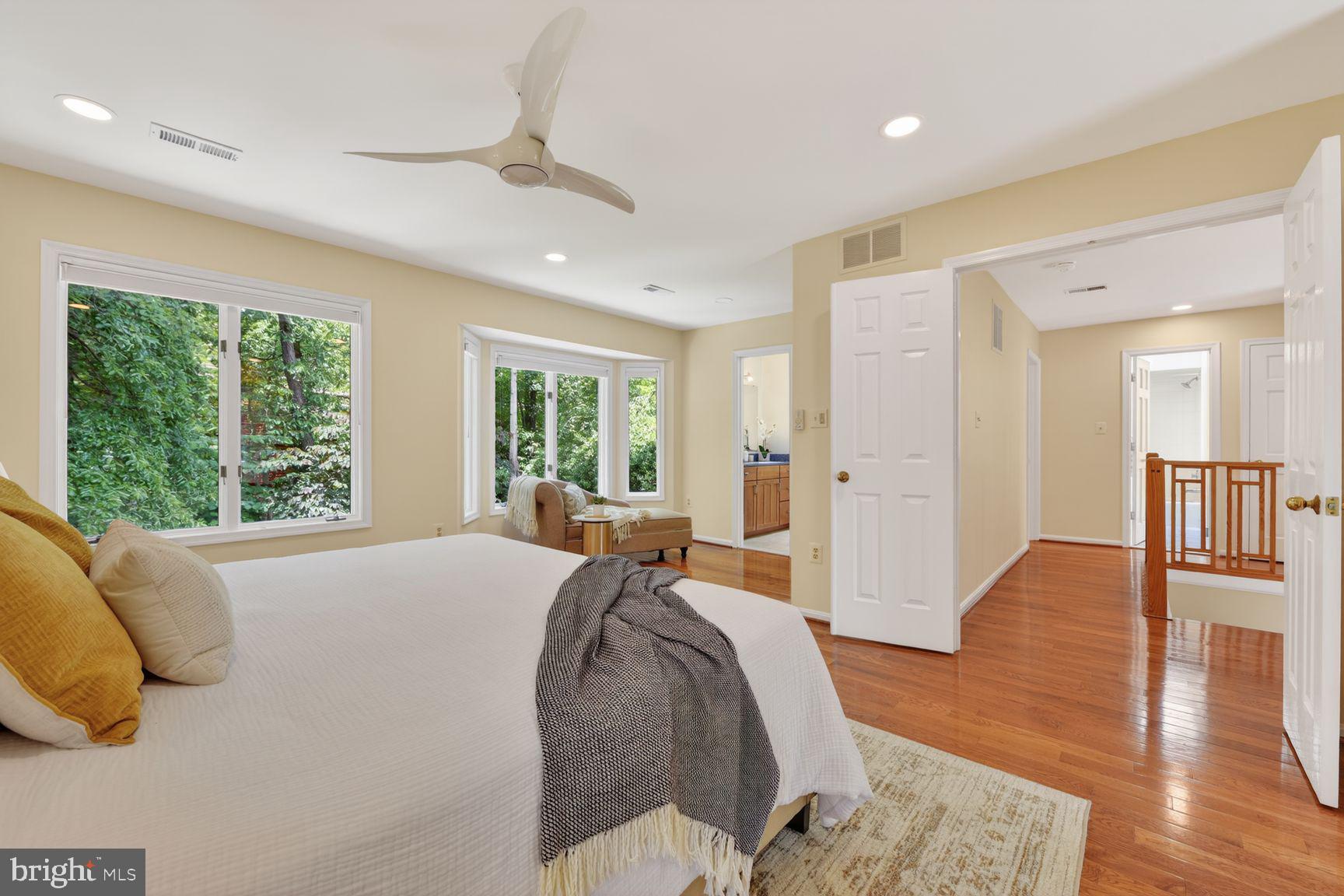RESTON - Residential