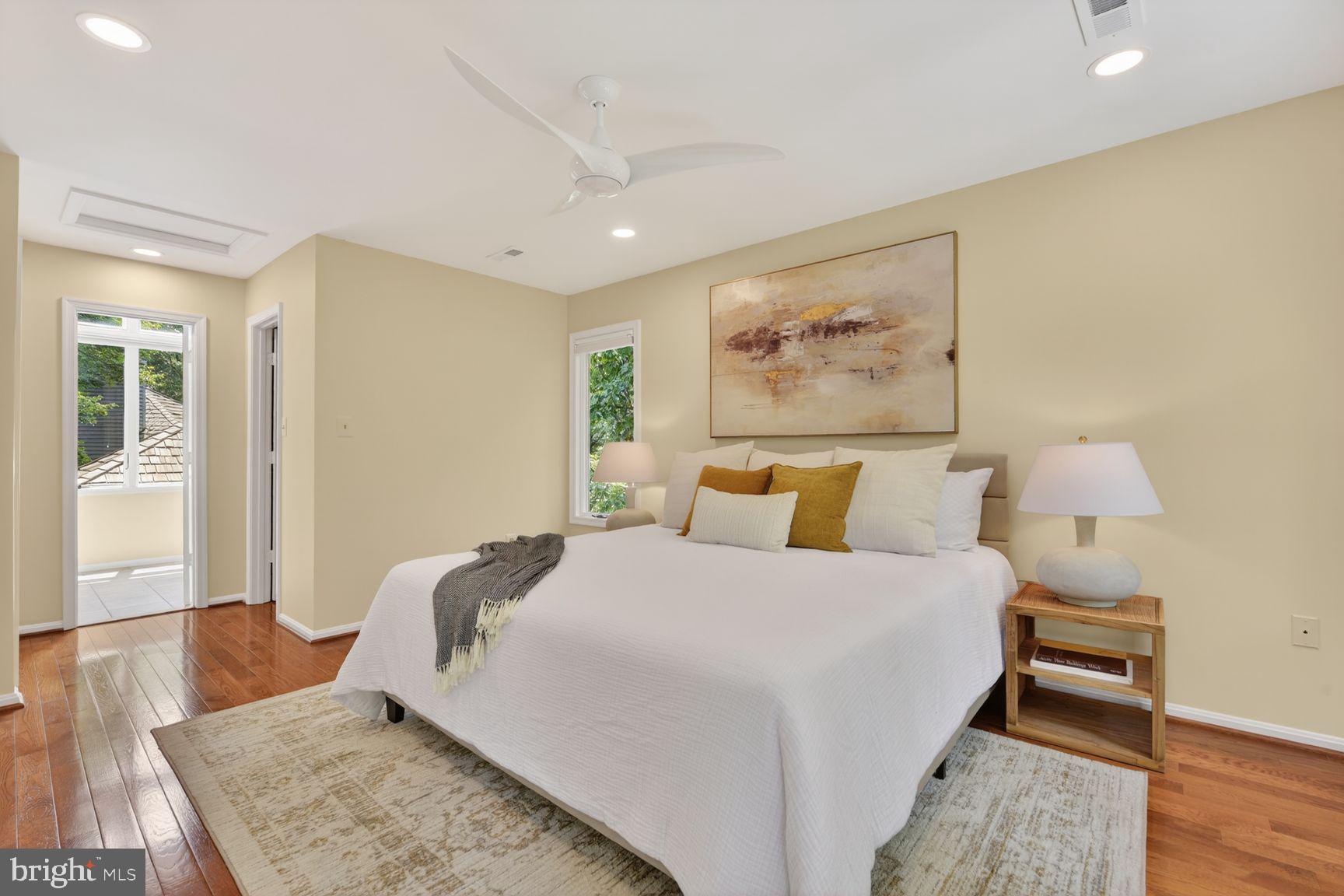 RESTON - Residential