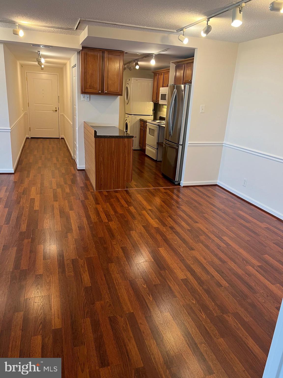FRIENDSHIP HEIGHTS - Residential Lease