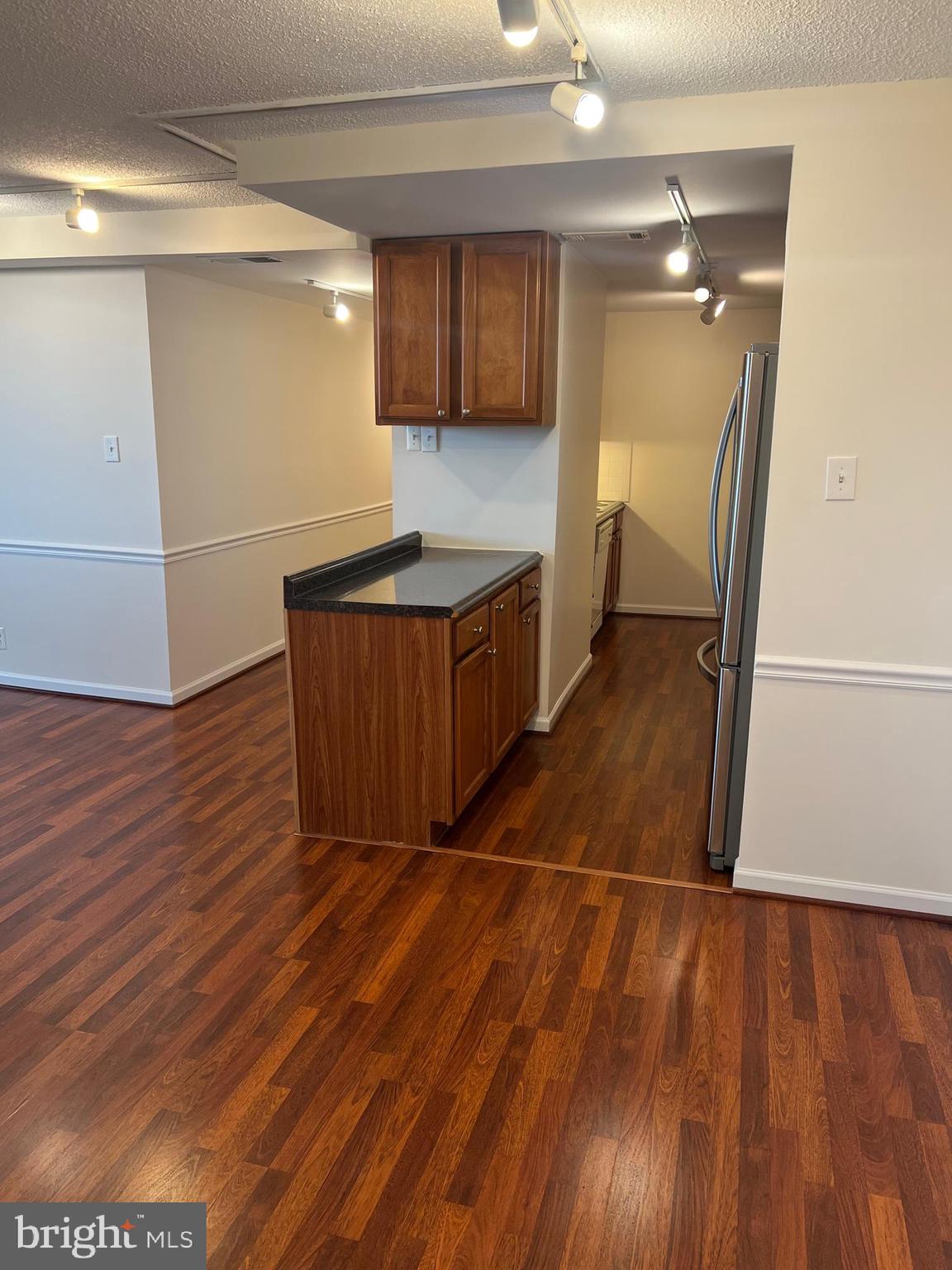 FRIENDSHIP HEIGHTS - Residential Lease