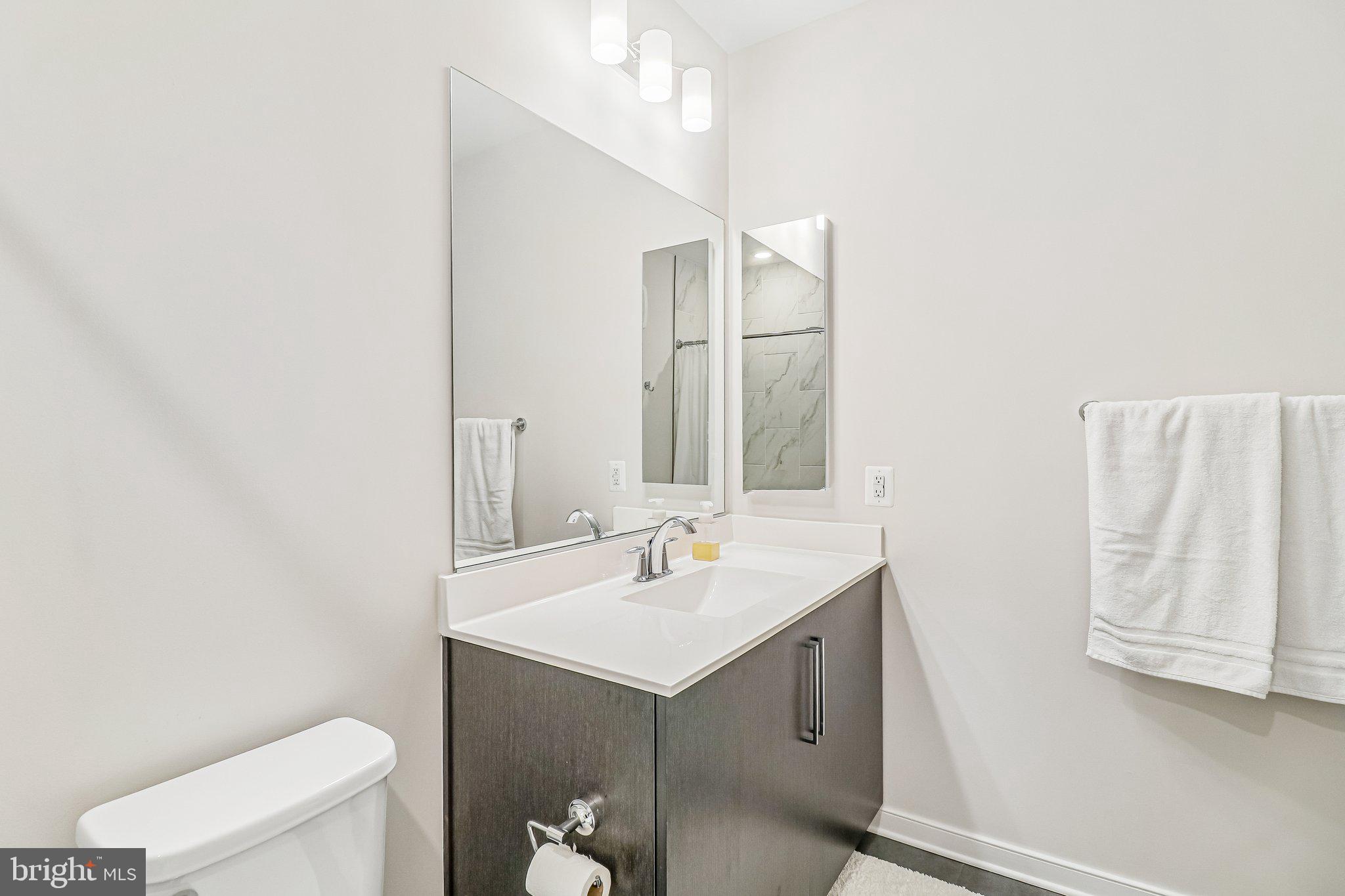 ASHBURN STATION - Residential