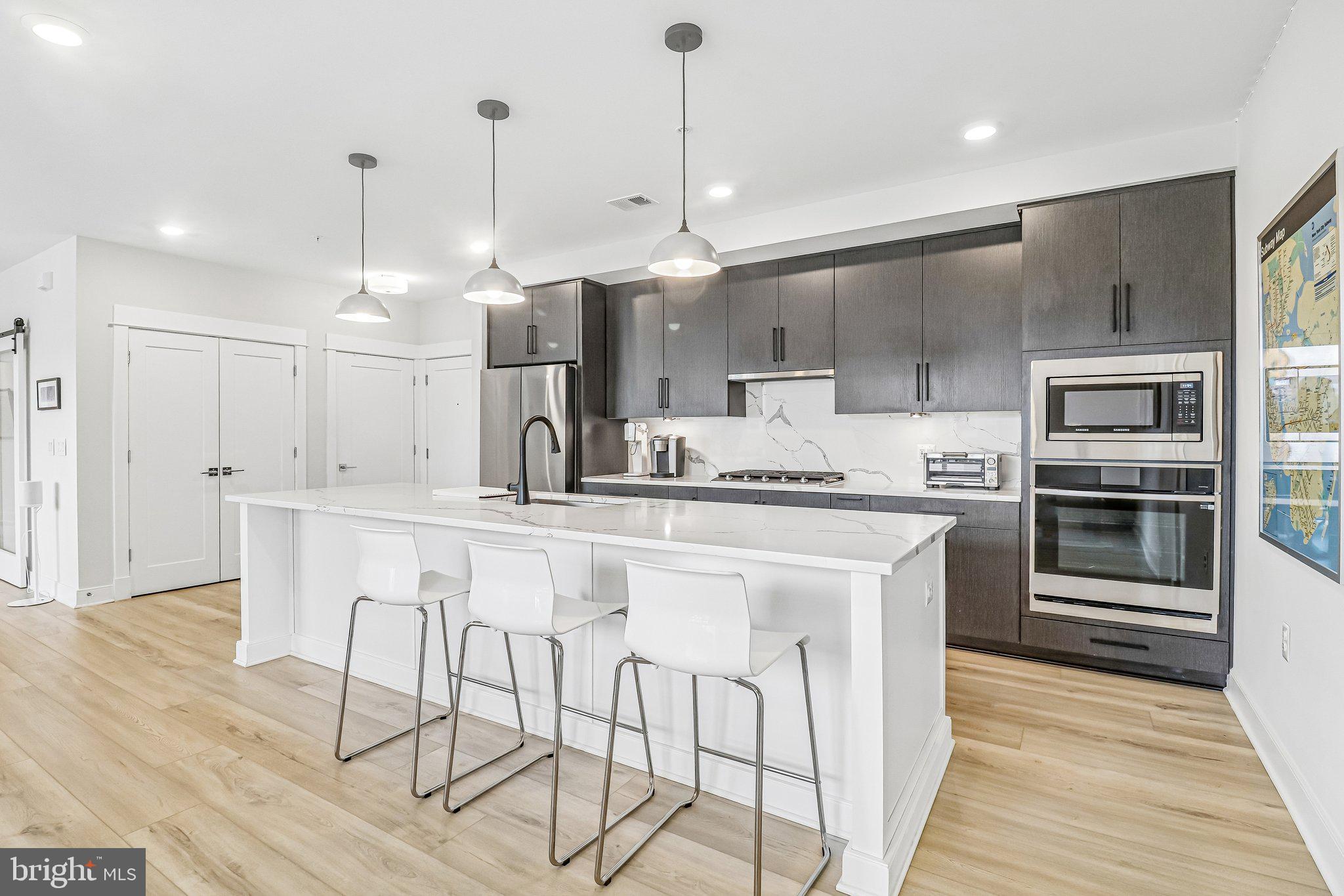 ASHBURN STATION - Residential