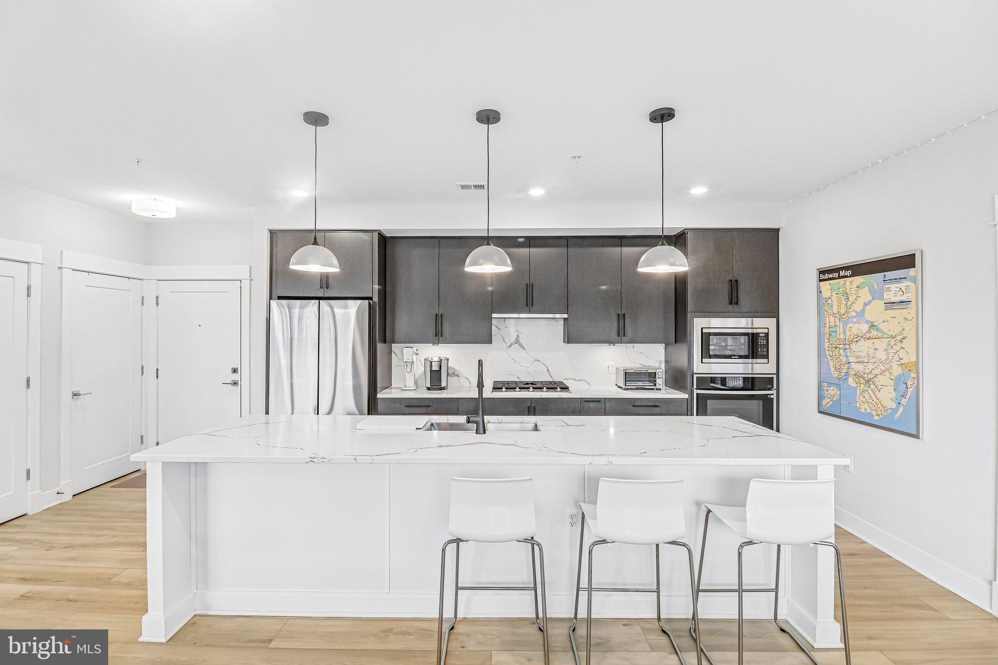 ASHBURN STATION - Residential