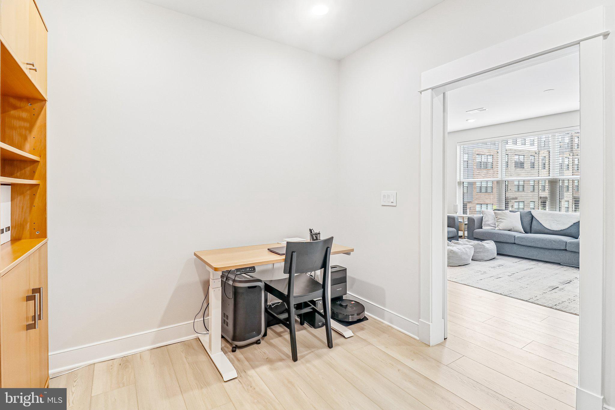 ASHBURN STATION - Residential