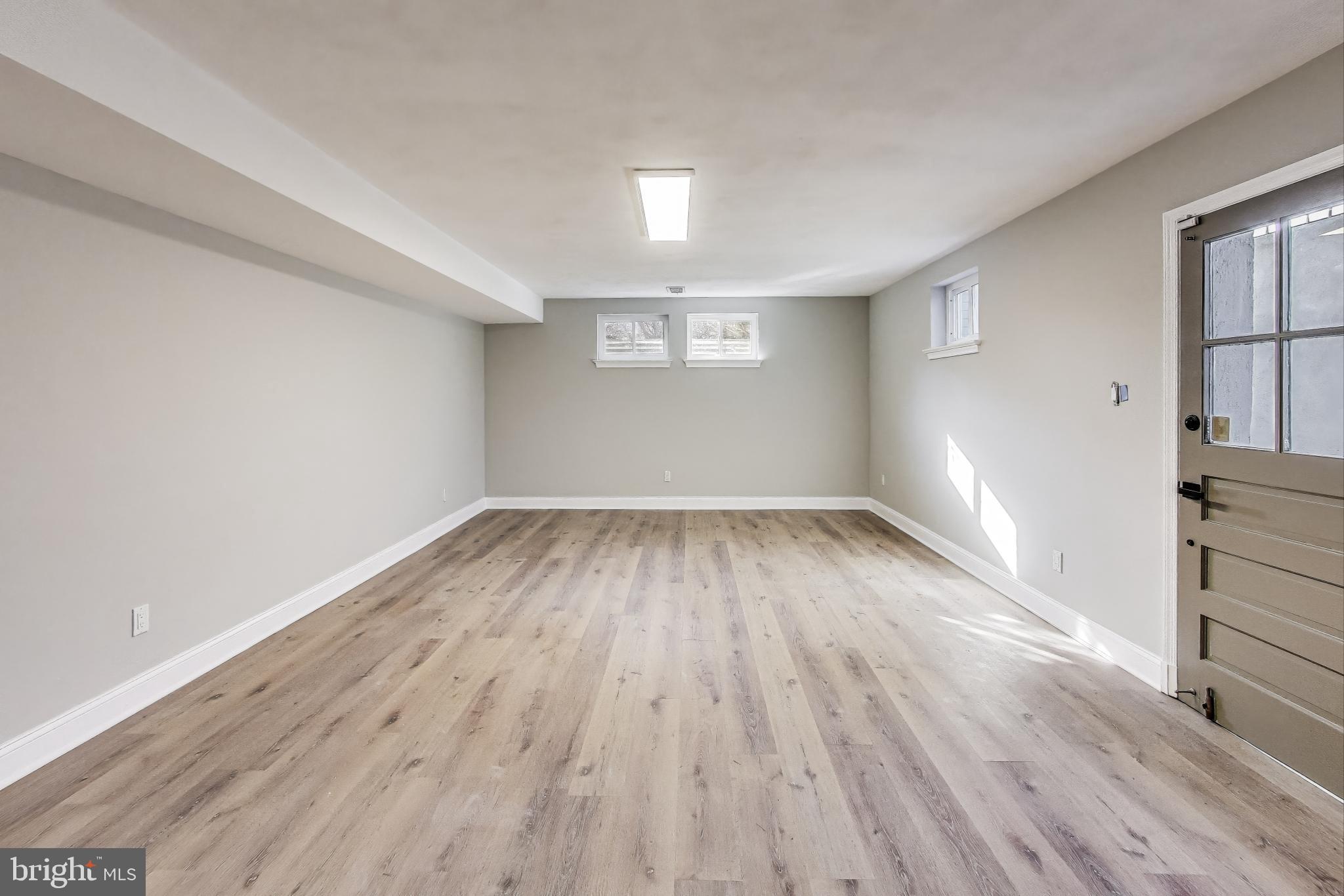 KENWOOD PARK - Residential