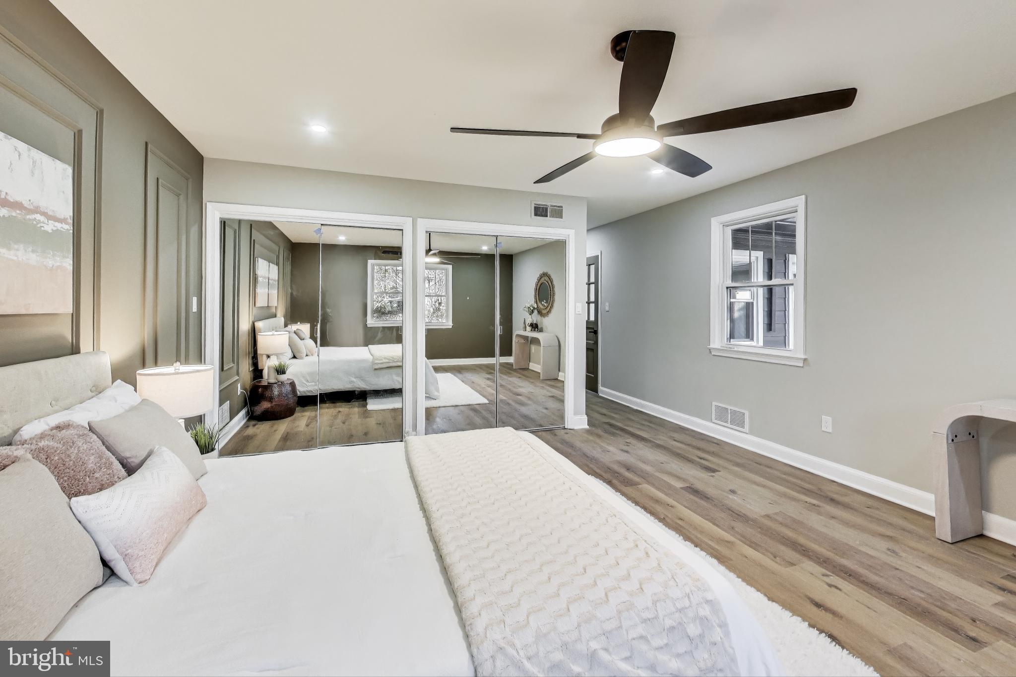 KENWOOD PARK - Residential