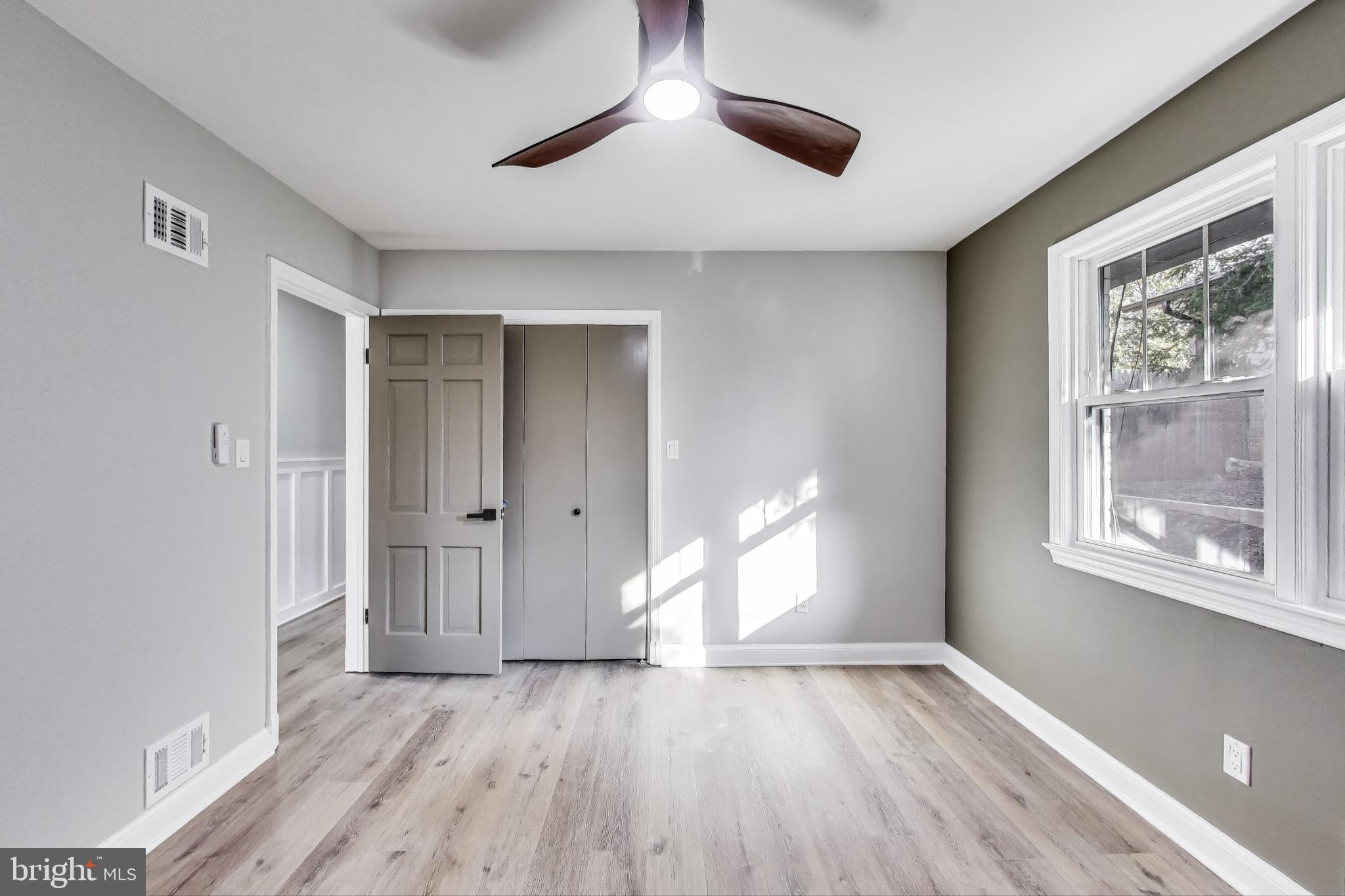 KENWOOD PARK - Residential