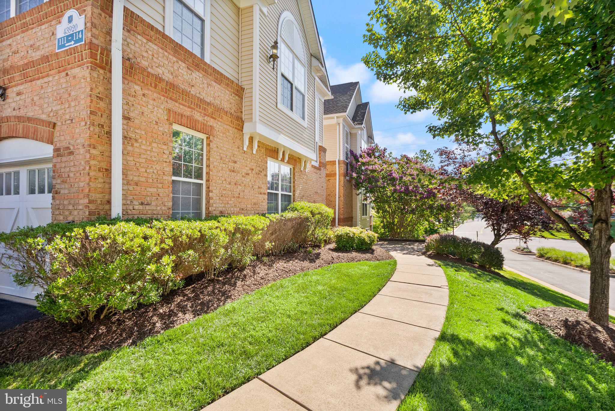 RIDGES AT BELMONT - Residential