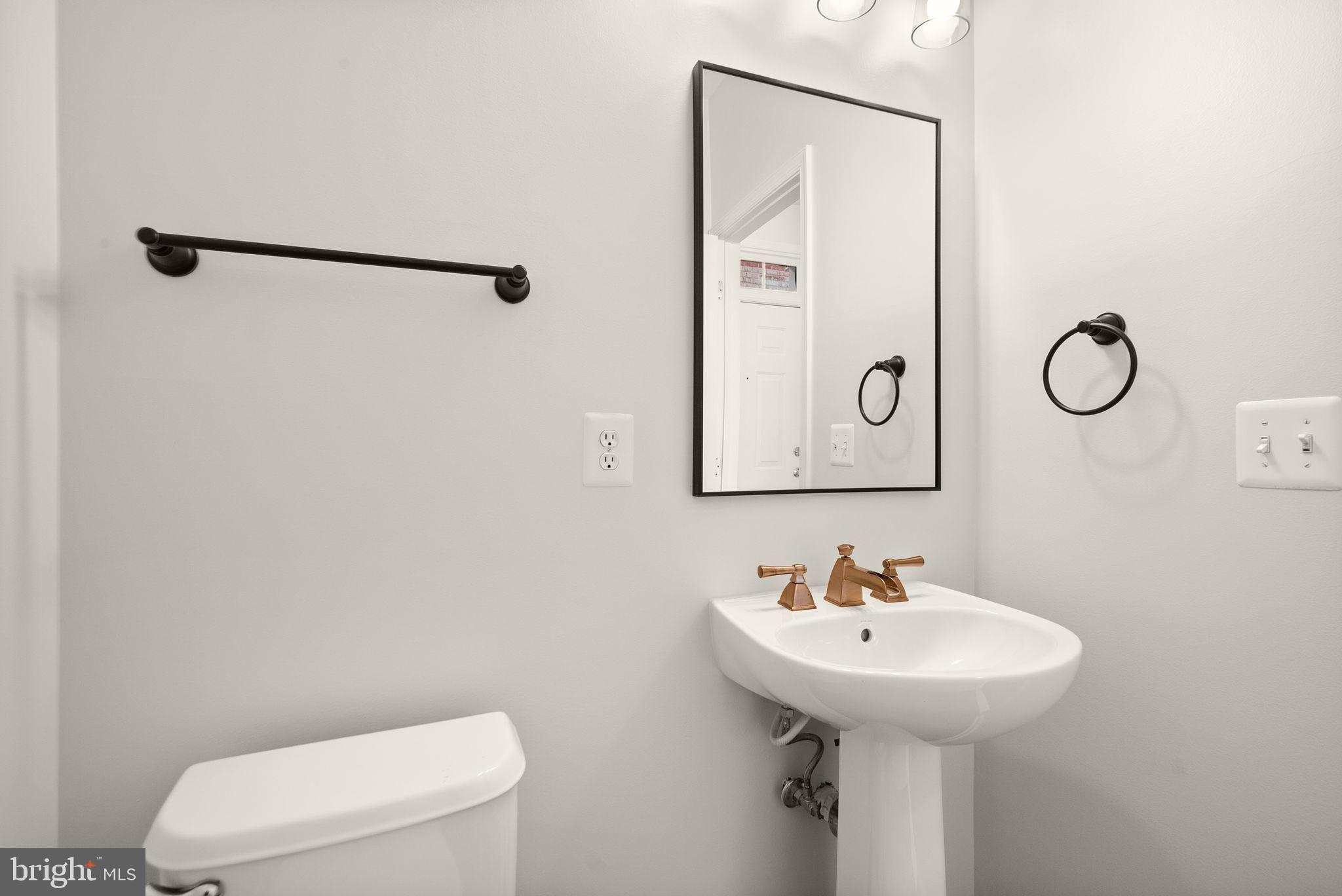 RIDGES AT BELMONT - Residential