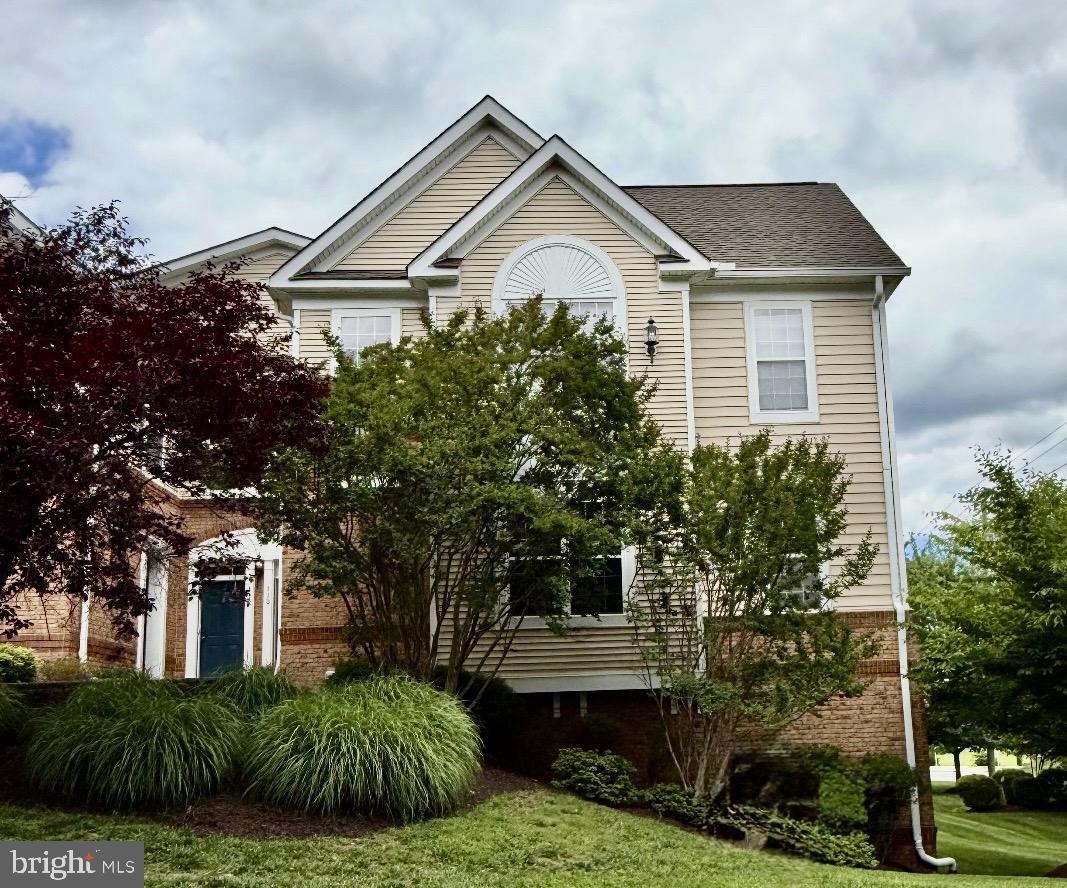 RIDGES AT BELMONT - Residential