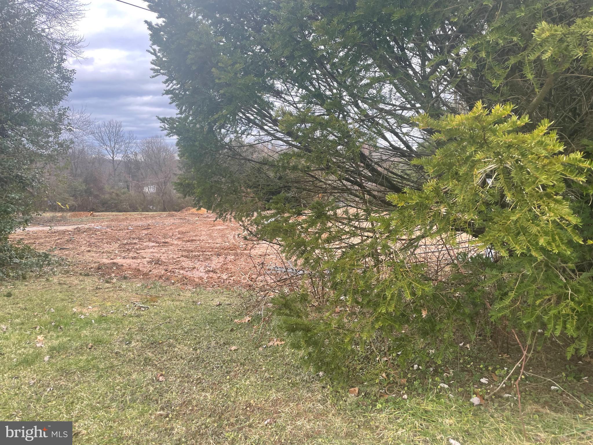 A great opportunity to purchase a large, country lot situated off a private road..lot previously had a home on it which was destroyed by fire...buyer to be responsible for verifying condition of well and septic with Peach Bottom Township...717 456-5083    ....  well is in a well pit below grade..lot contains 1.3 acres m/l...
