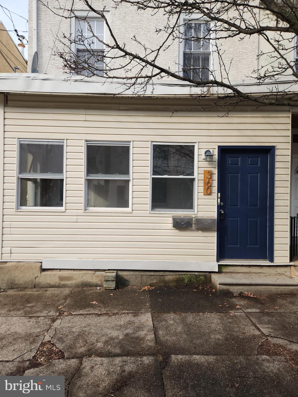 MANAYUNK - Residential Lease