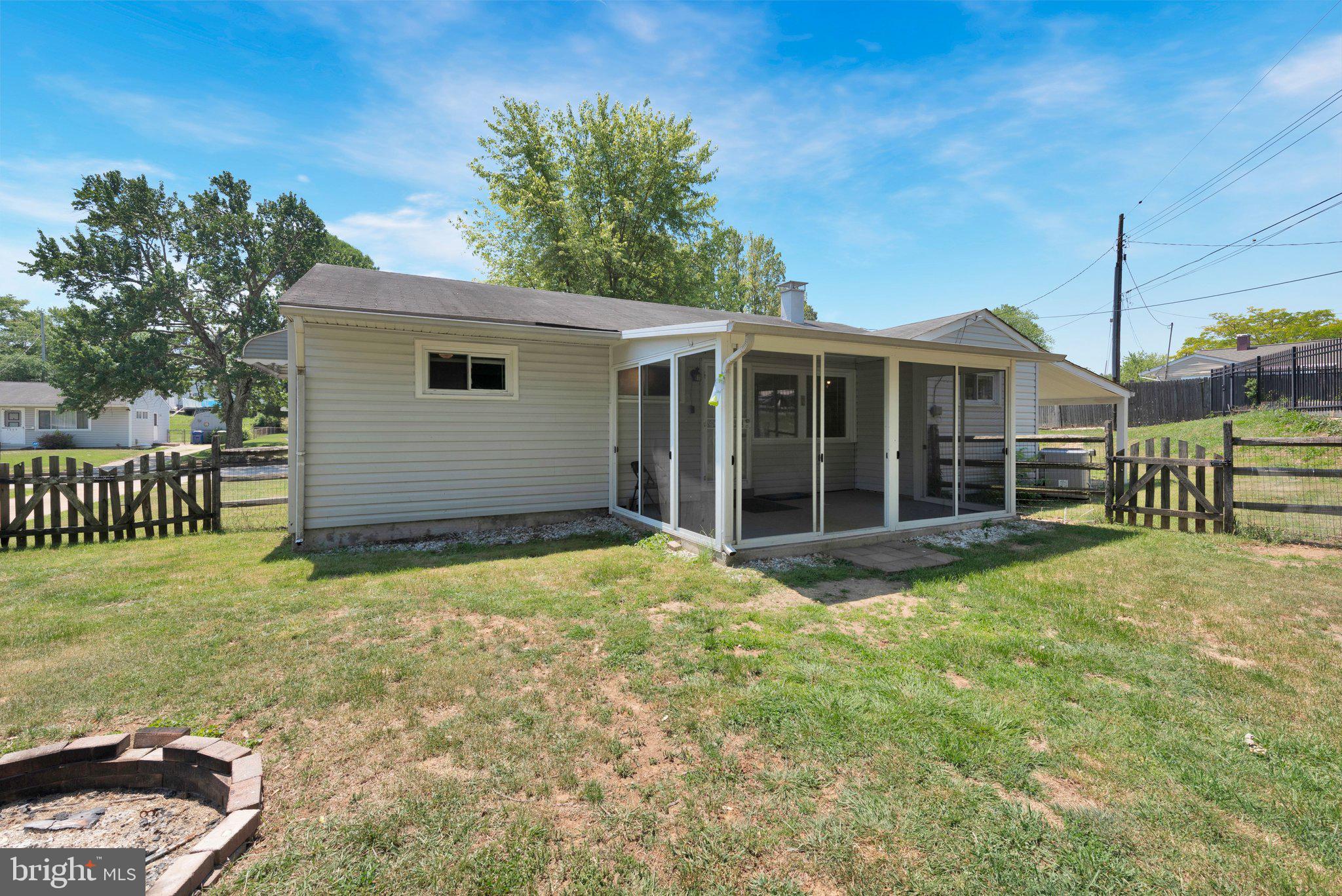 GARDENVILLE - Residential