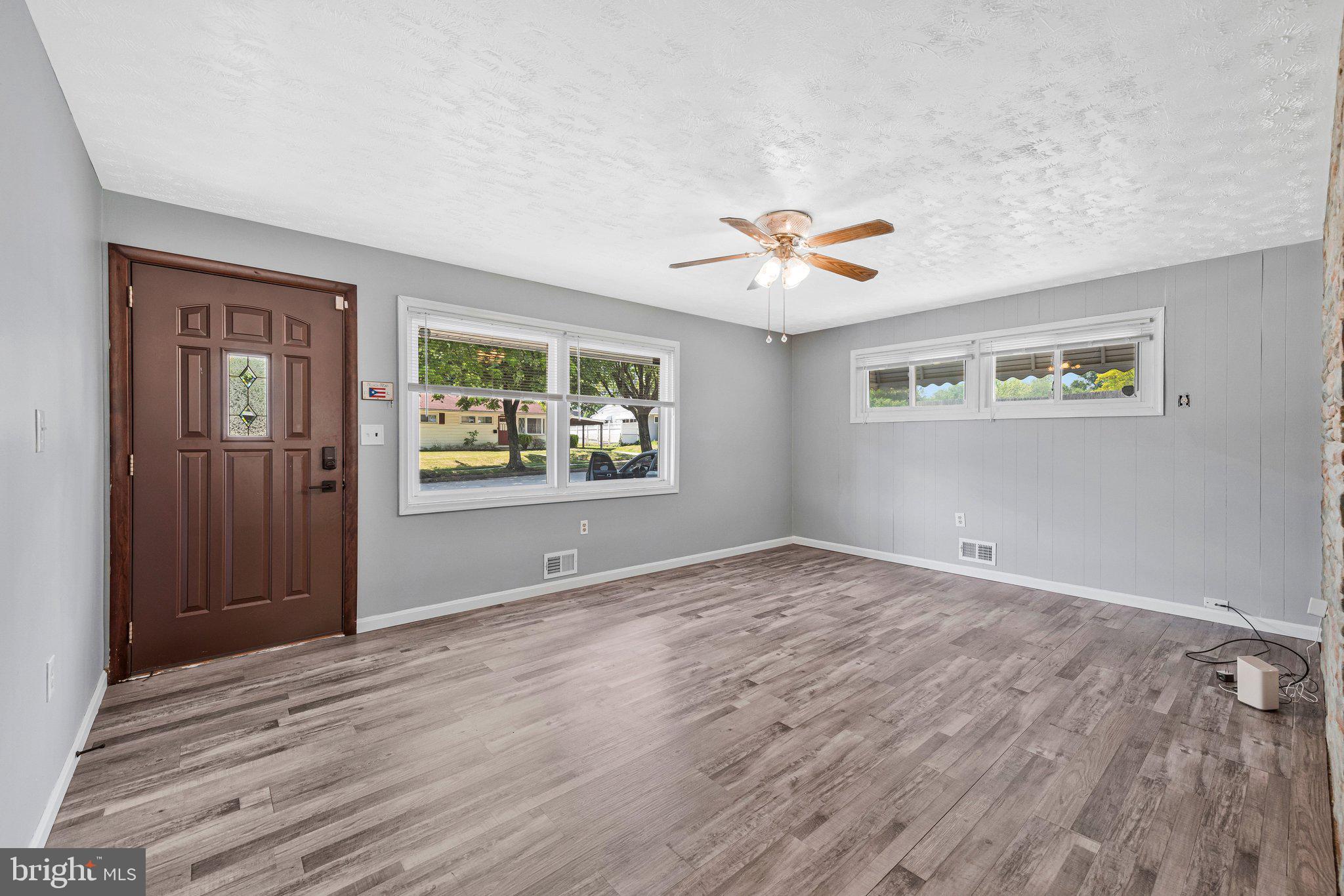 GARDENVILLE - Residential