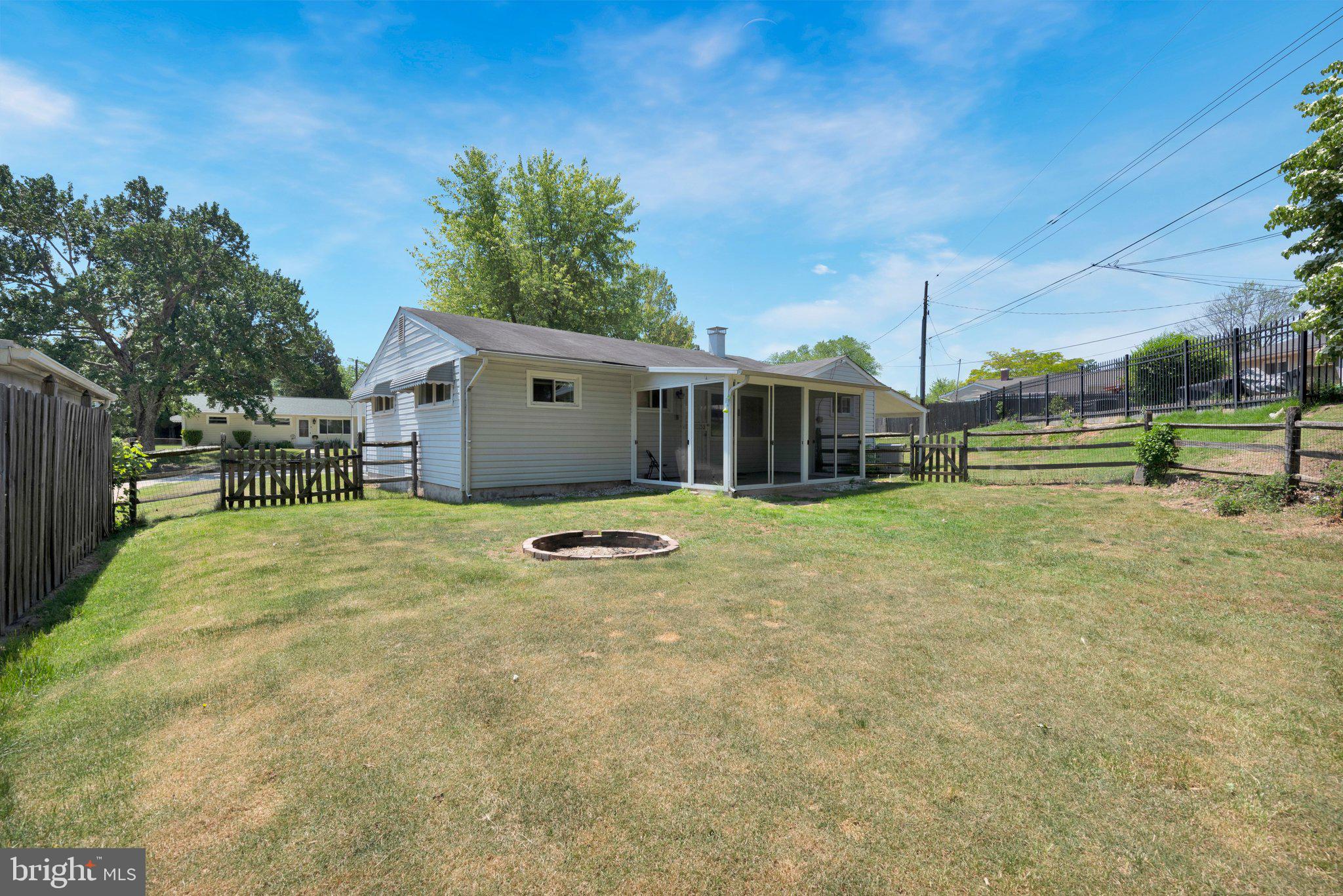 GARDENVILLE - Residential