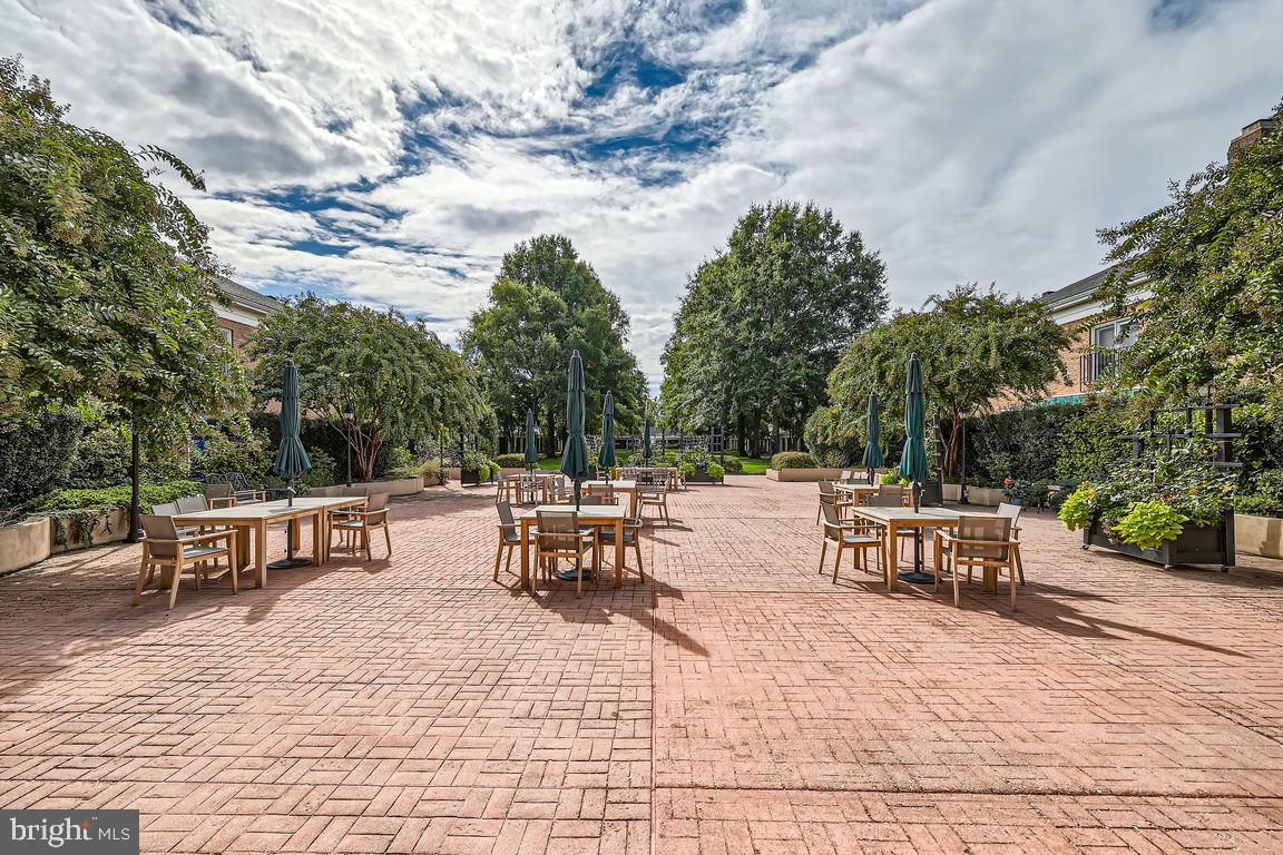 BRIGHTWOOD - Residential