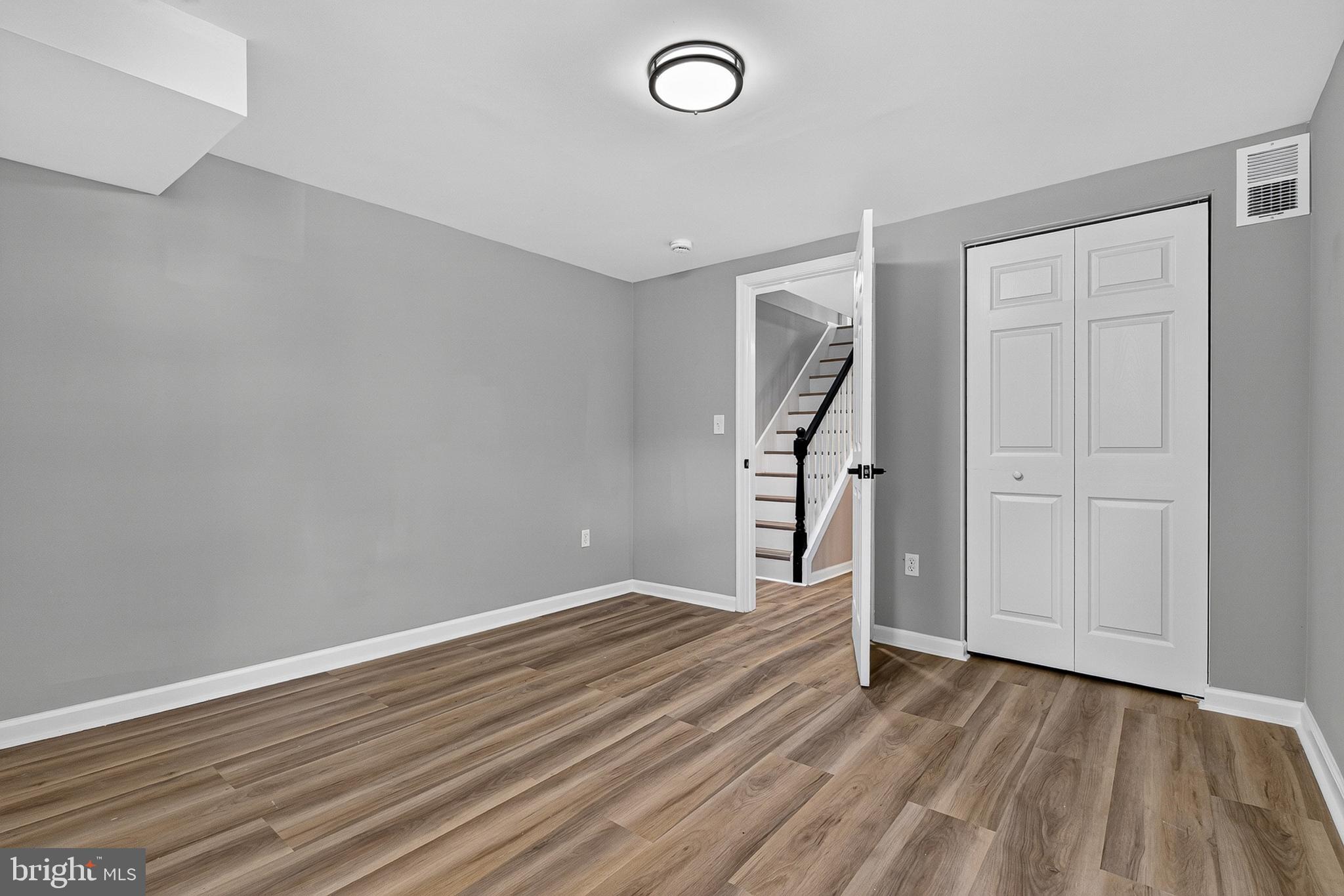 WOODBROOK - Residential