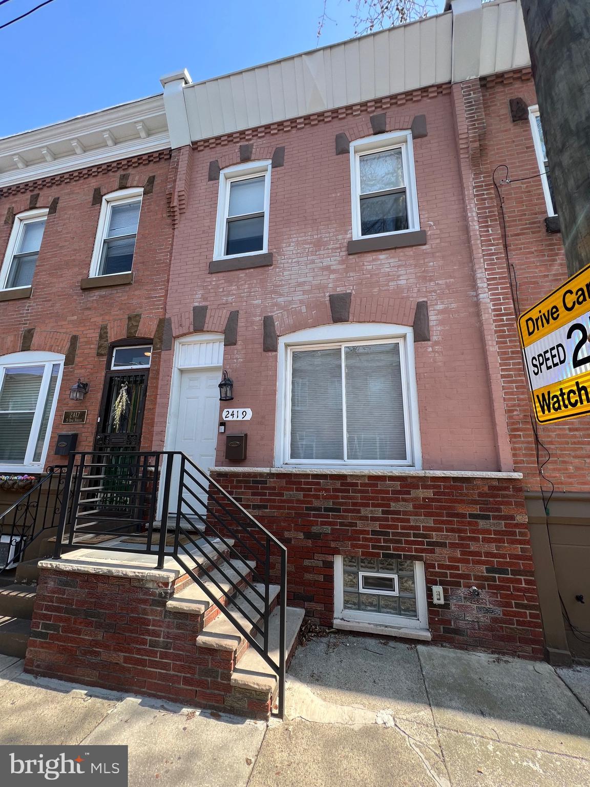 GIRARD ESTATES - Residential Lease